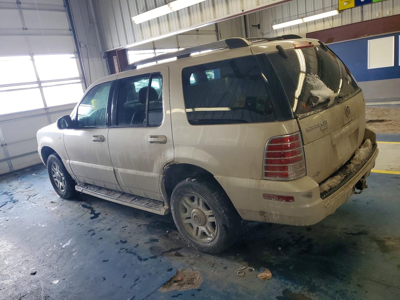 2005 Mercury Mountaineer Желто-коричневый vin: 4M2DU86K75ZJ31789