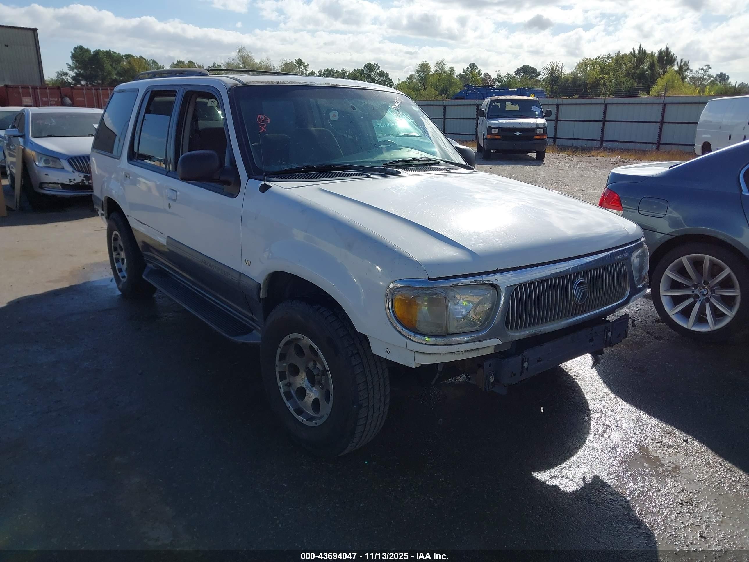 4M2DU86P6YUJ04628