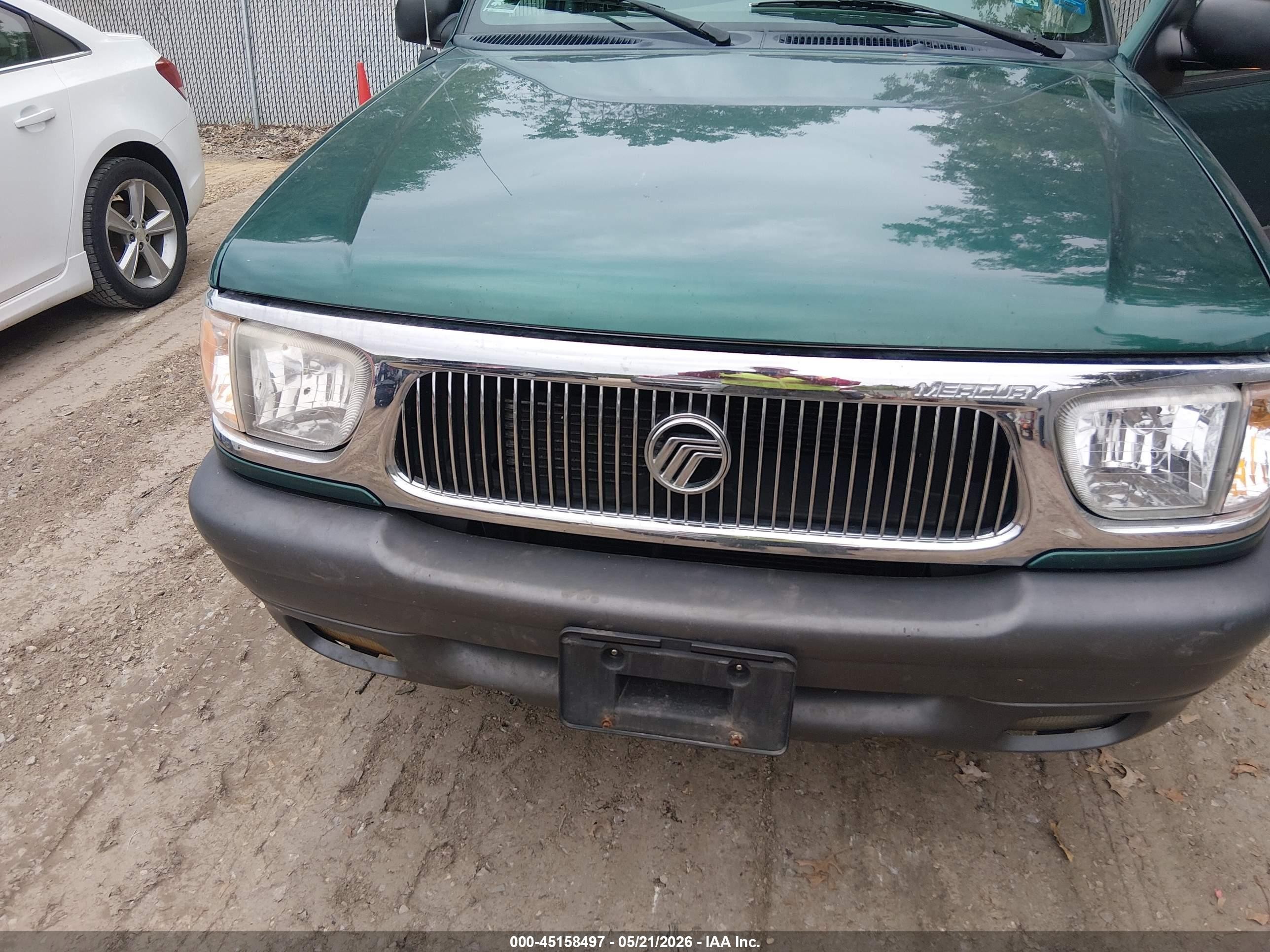 2000 Mercury Mountaineer   Green vin: 4M2DU86P6YUJ34700