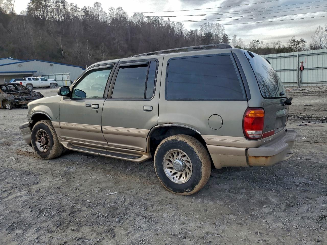 2001 Mercury Mountaineer Желто-коричневый vin: 4M2DU86P71UJ07169