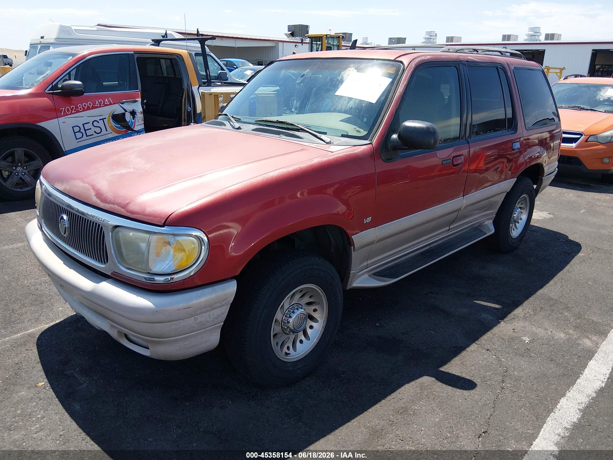 2000 Mercury Mountaineer   Red vin: 4M2DU86P8YUJ09989