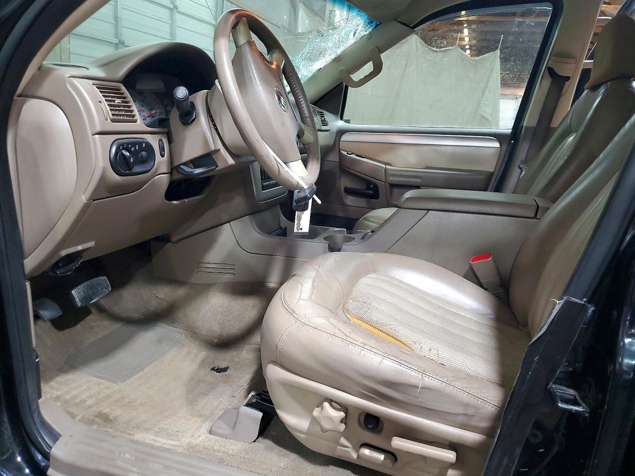 2002 Mercury Mountaineer Black vin: 4M2DU86W02UJ25490