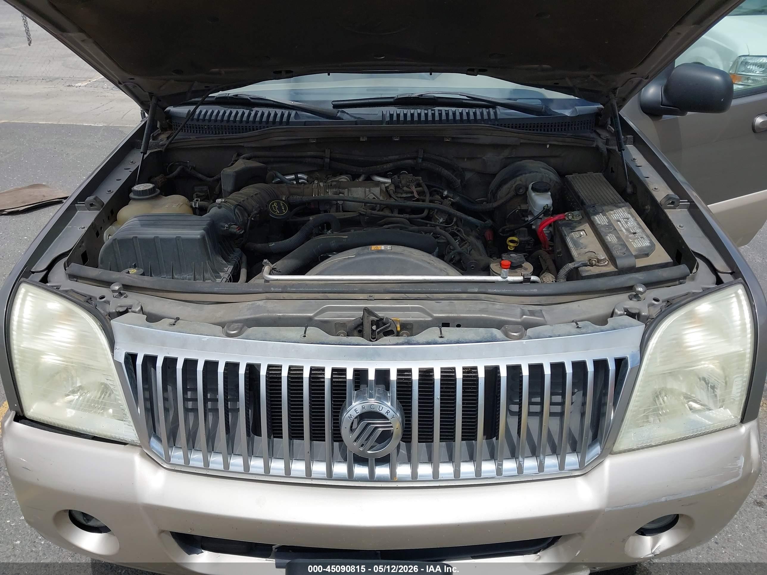2004 Mercury Mountaineer   Gold vin: 4M2DU86W24ZJ50493