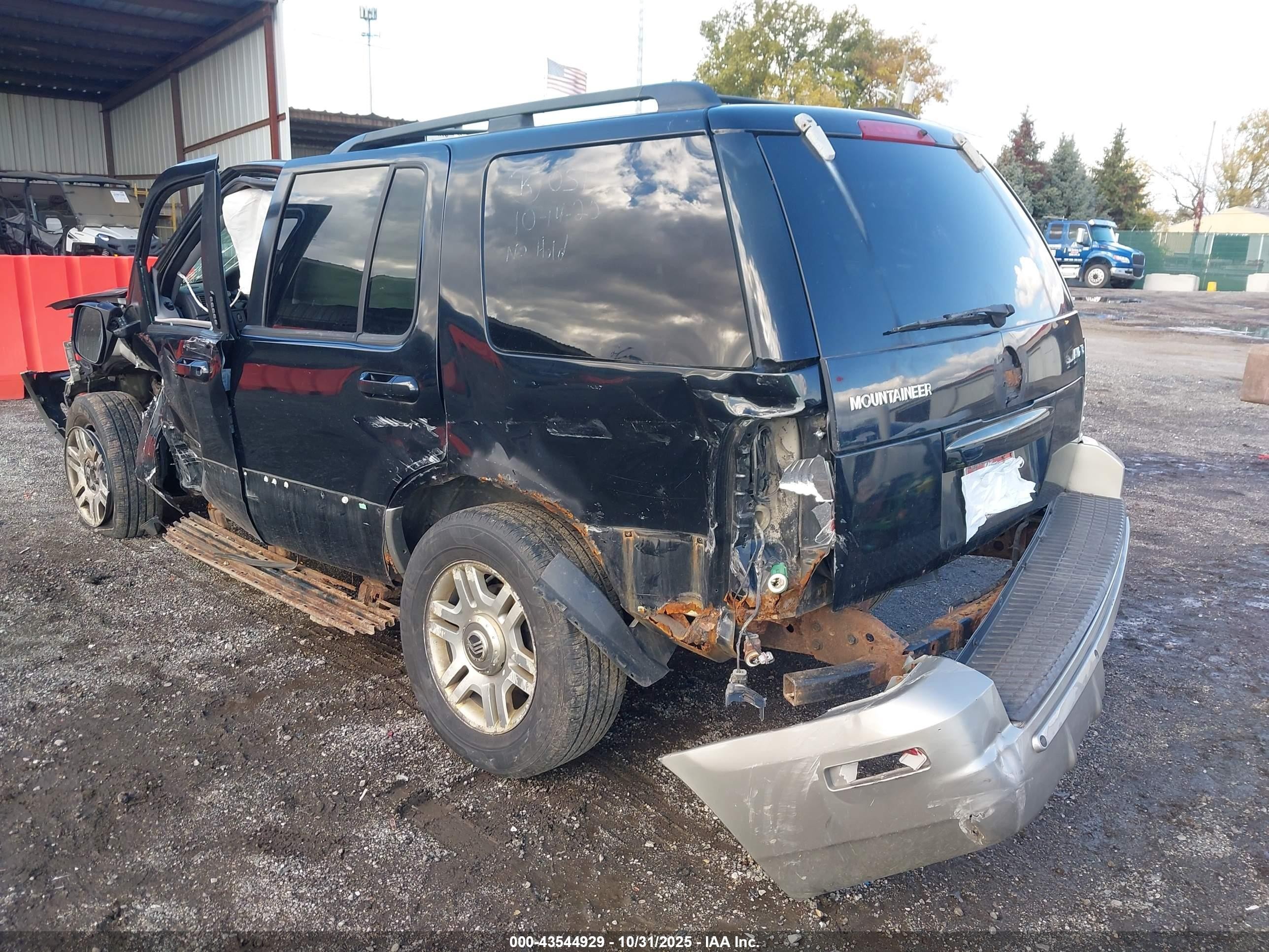 2003 Mercury Mountaineer Black vin: 4M2DU86W43UJ10704