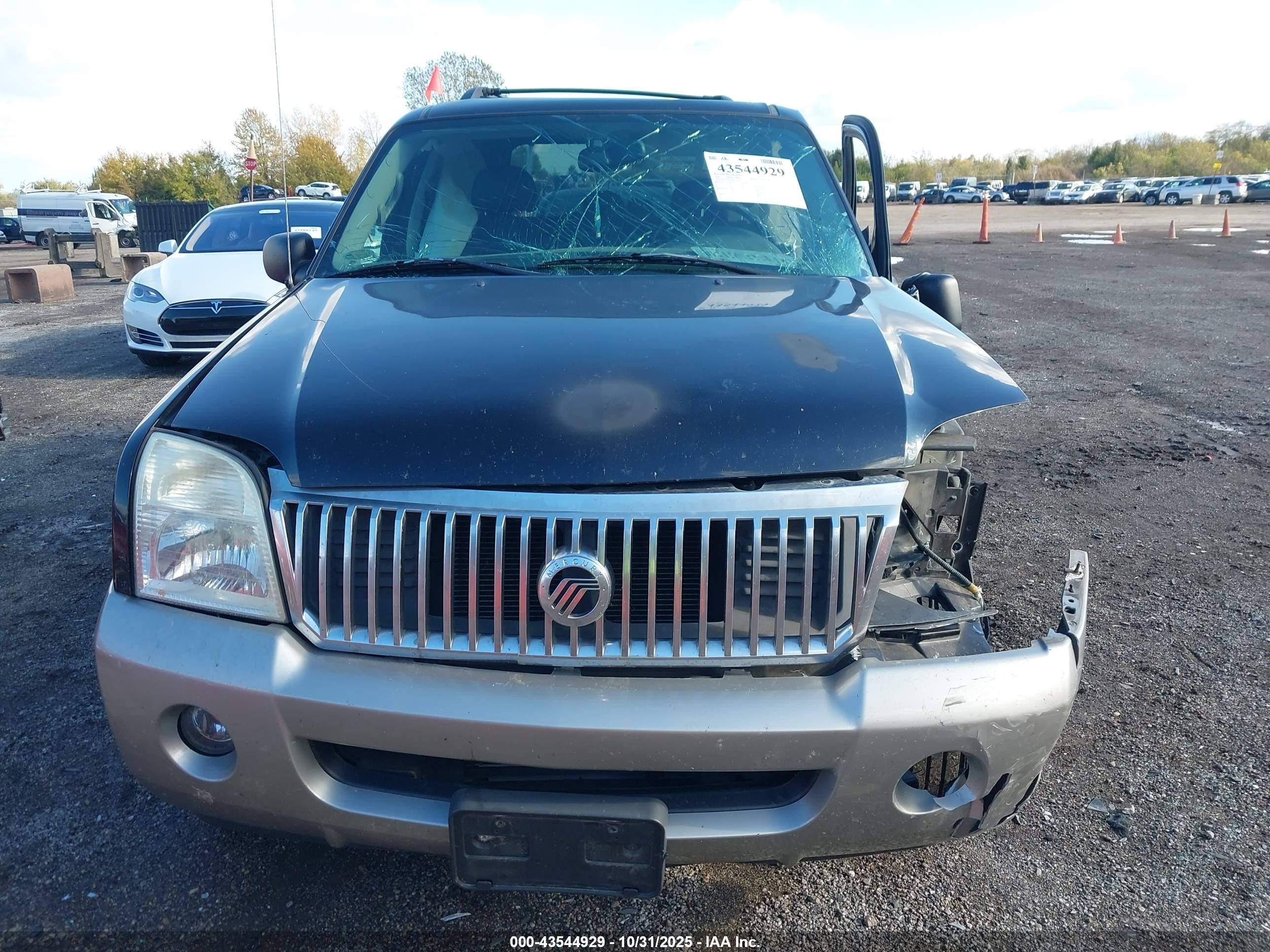 2003 Mercury Mountaineer Black vin: 4M2DU86W43UJ10704