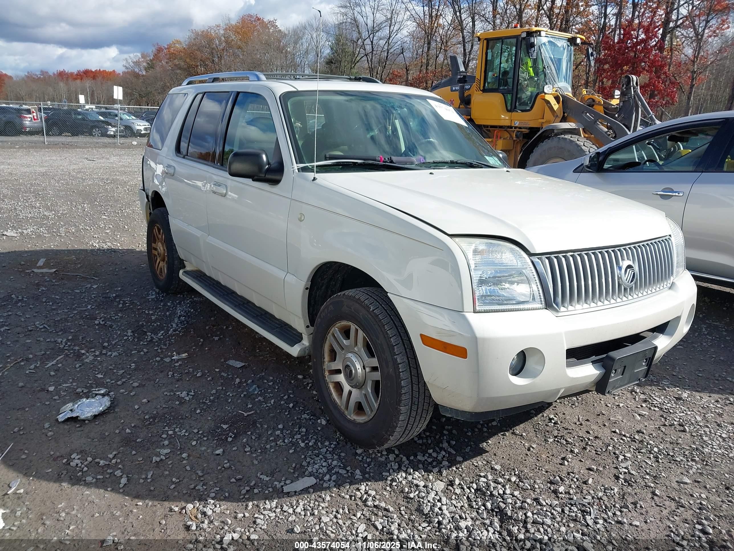 2004 Mercury Mountaineer   Кремовый vin: 4M2DU86W44ZJ12716