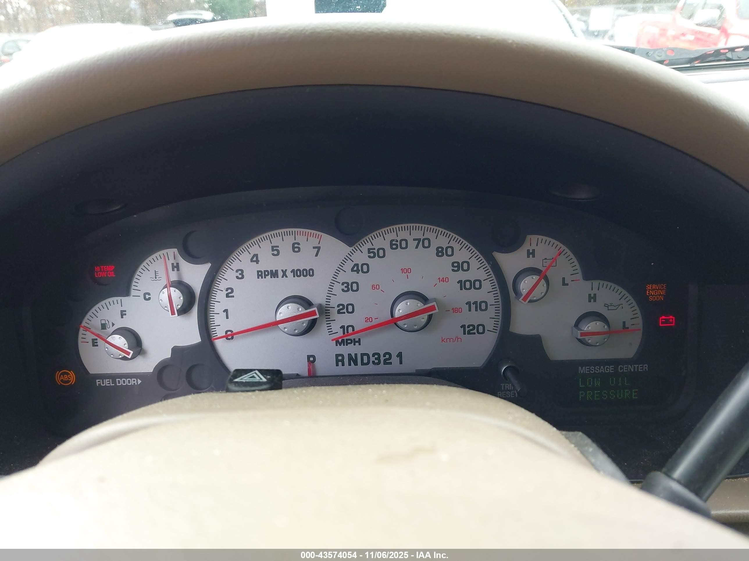 2004 Mercury Mountaineer   Кремовый vin: 4M2DU86W44ZJ12716
