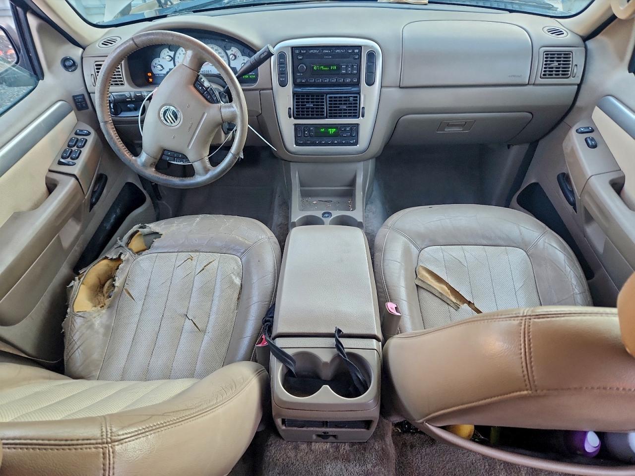 2005 Mercury Mountaineer Beige vin: 4M2DU86W65UJ02056