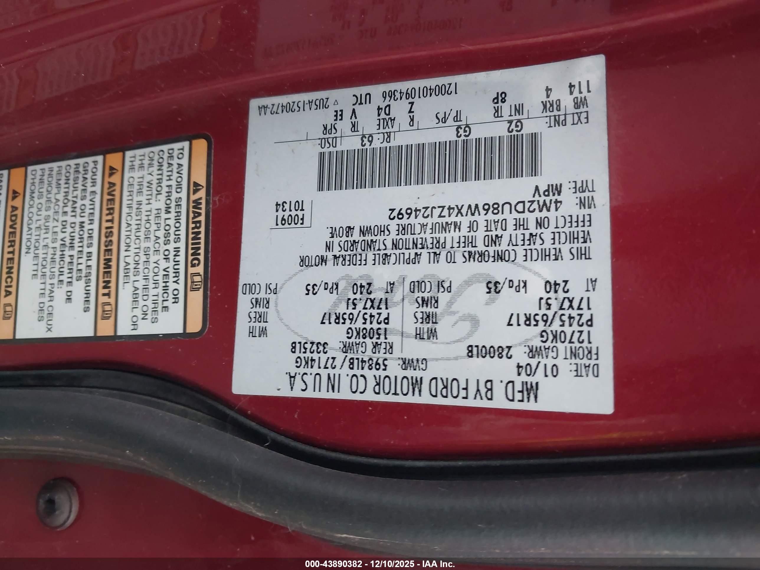 2004 Mercury Mountaineer   Red vin: 4M2DU86WX4ZJ24692