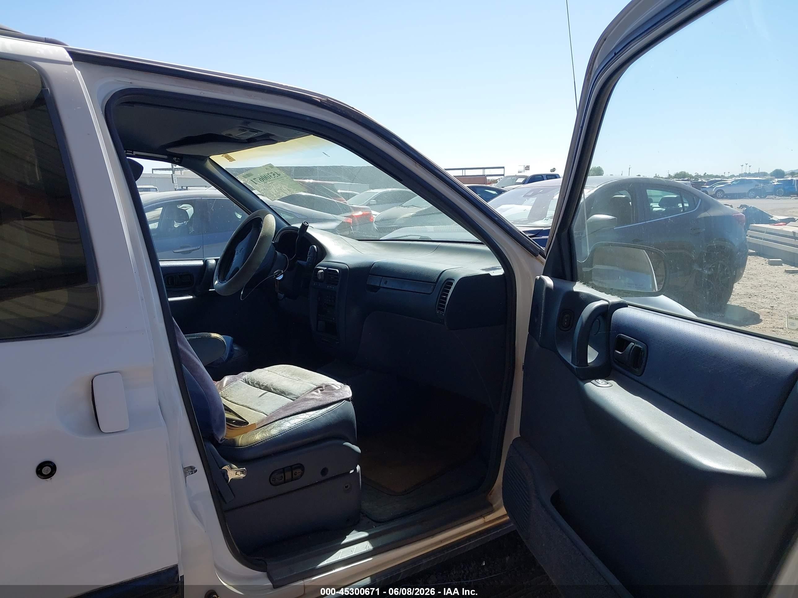 1993 Mercury Villager   White vin: 4M2DV11W0PDK08162