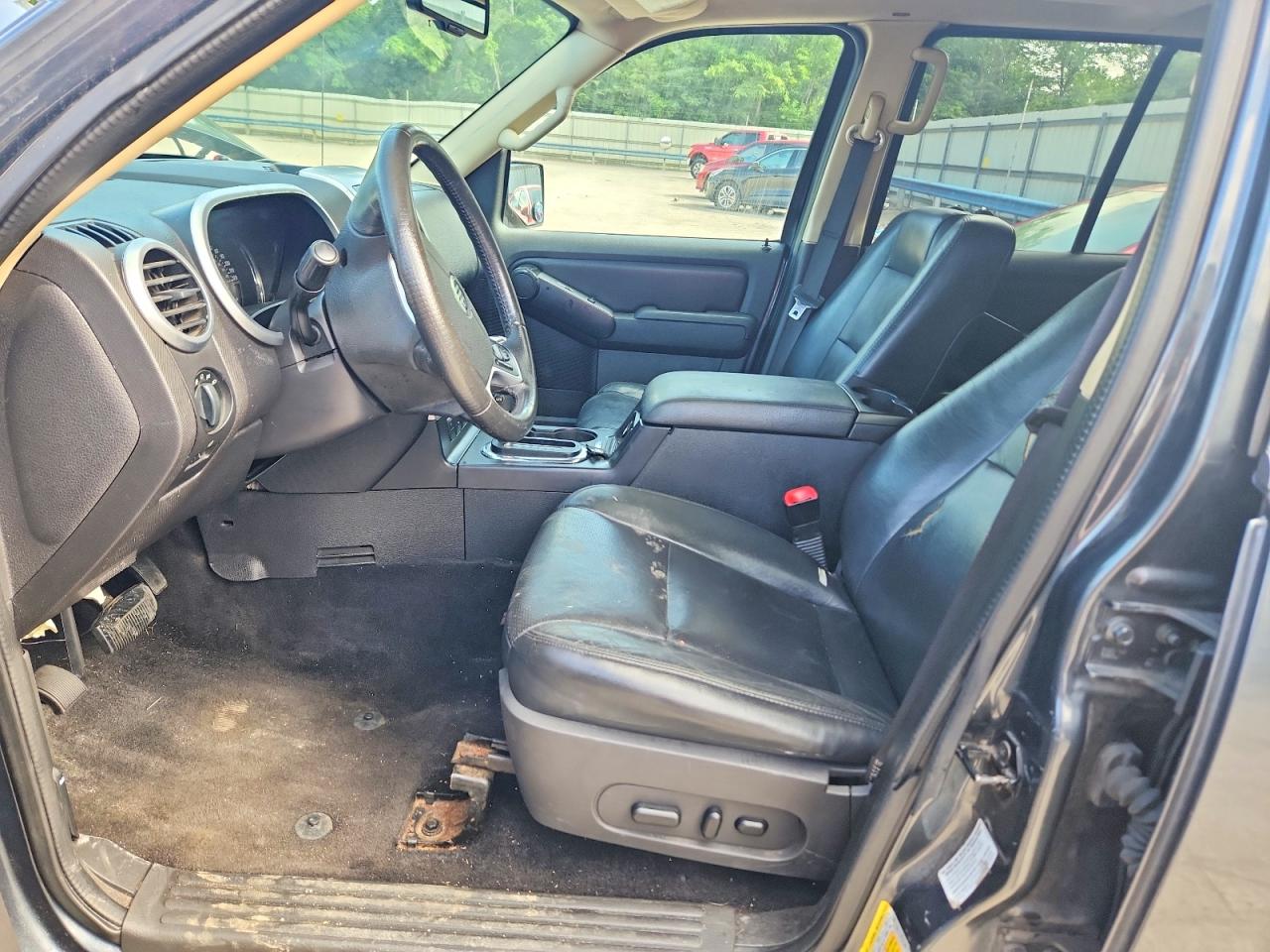 2010 Mercury Mountaineer Premier Gray vin: 4M2EN4JE8AUJ07214