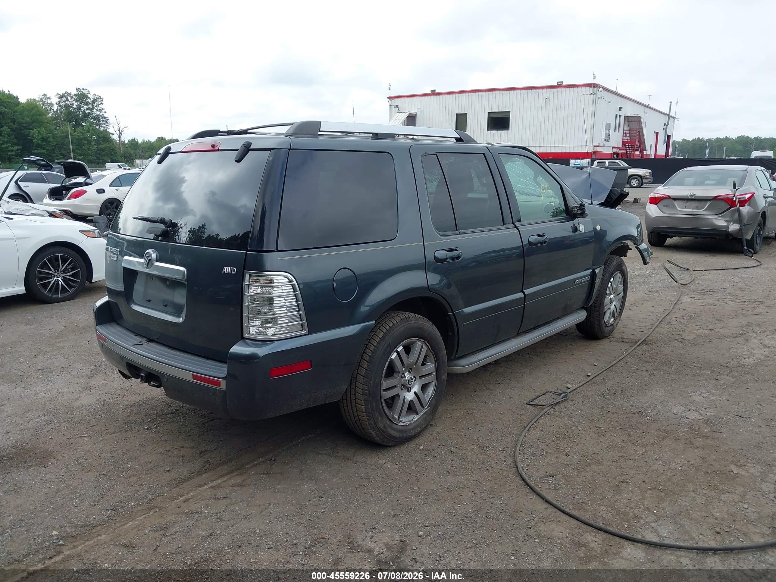 2010 Mercury Mountaineer Premier Green vin: 4M2EN4JE9AUJ06394