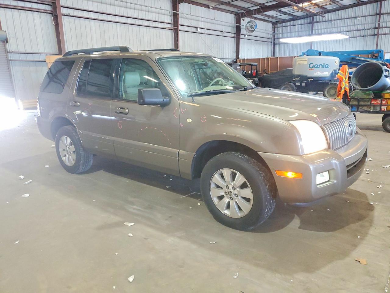 2006 Mercury Mountaineer Convenience Silver vin: 4M2EU36E36UJ07473