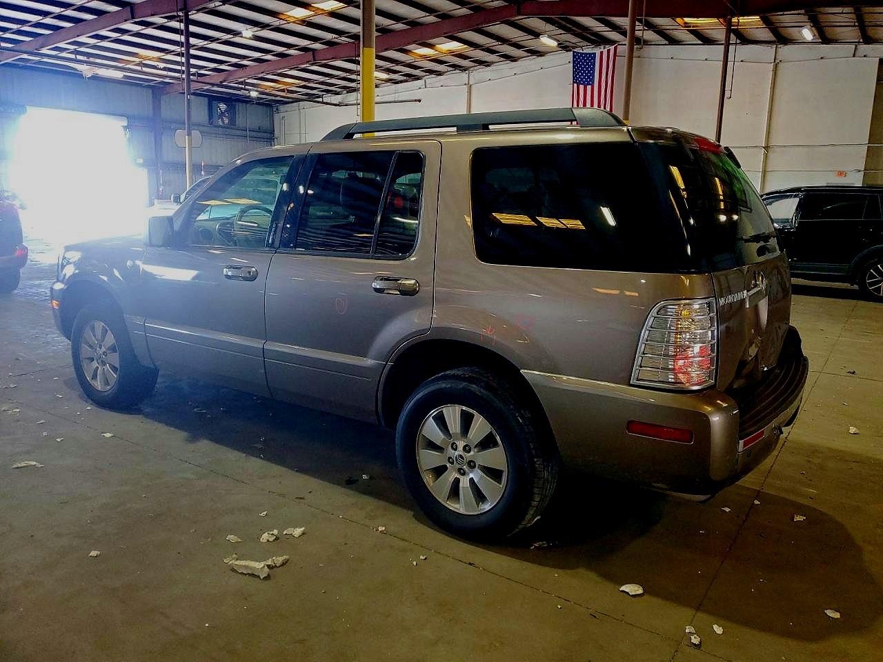 2006 Mercury Mountaineer Convenience Silver vin: 4M2EU36E36UJ07473