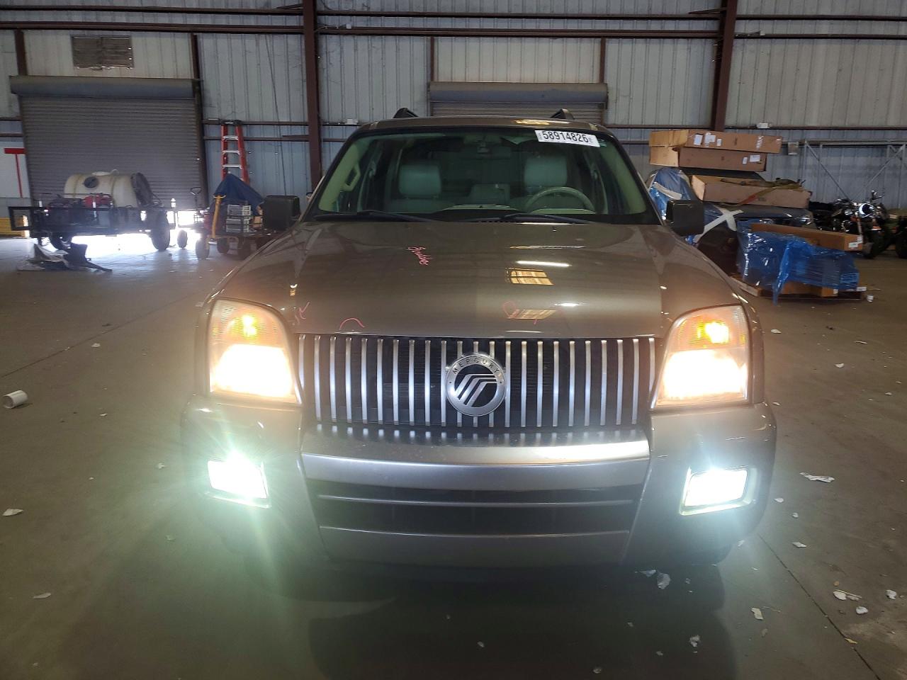 2006 Mercury Mountaineer Convenience Silver vin: 4M2EU36E36UJ07473