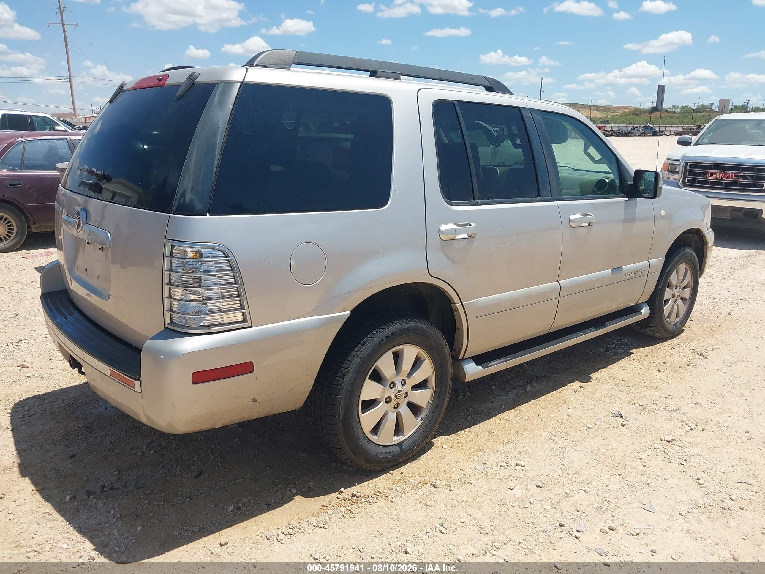 2008 Mercury Mountaineer Silver vin: 4M2EU37E48UJ10254