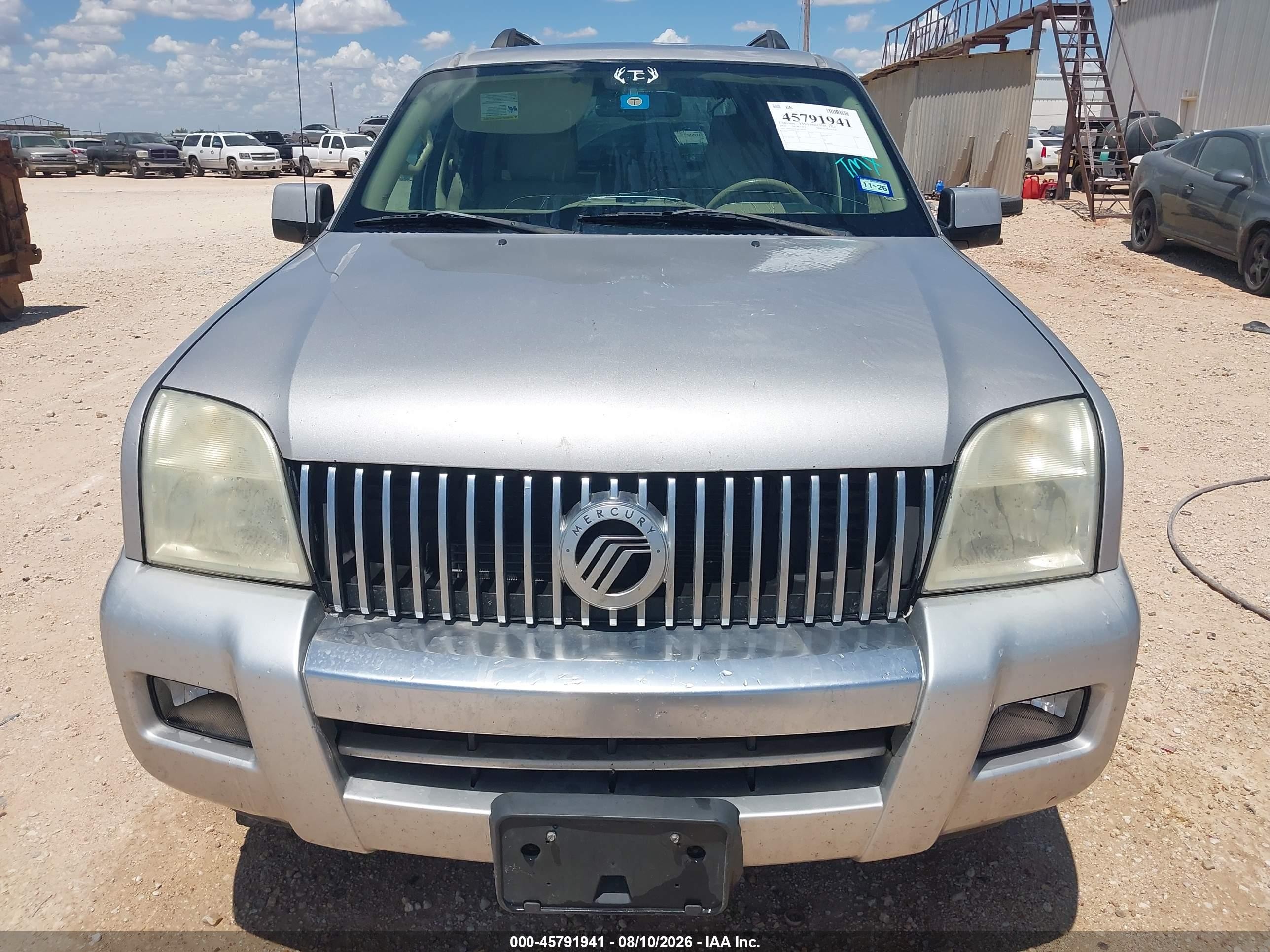 2008 Mercury Mountaineer Silver vin: 4M2EU37E48UJ10254