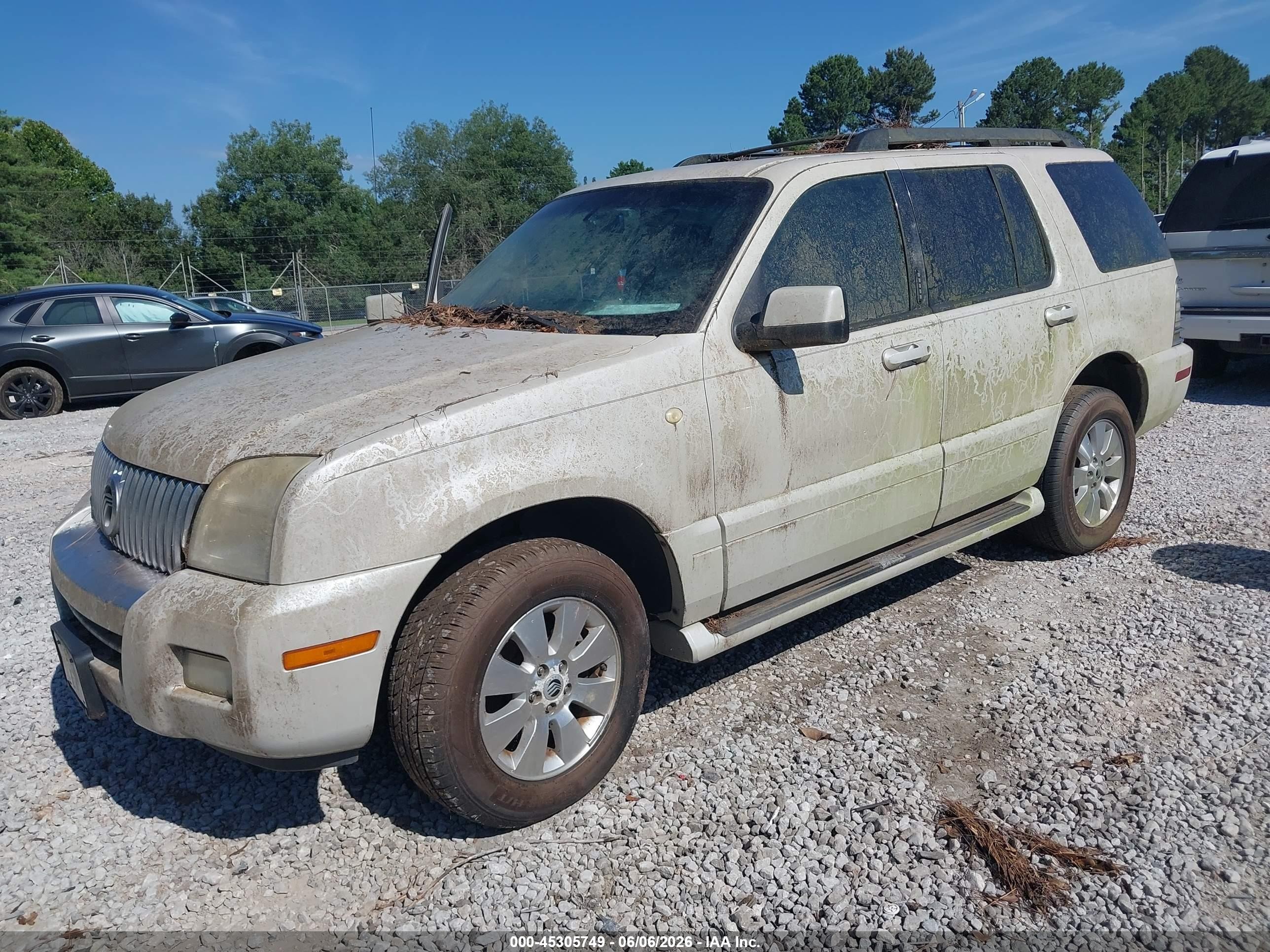 2006 Mercury Mountaineer Luxury White vin: 4M2EU37E66UJ24461