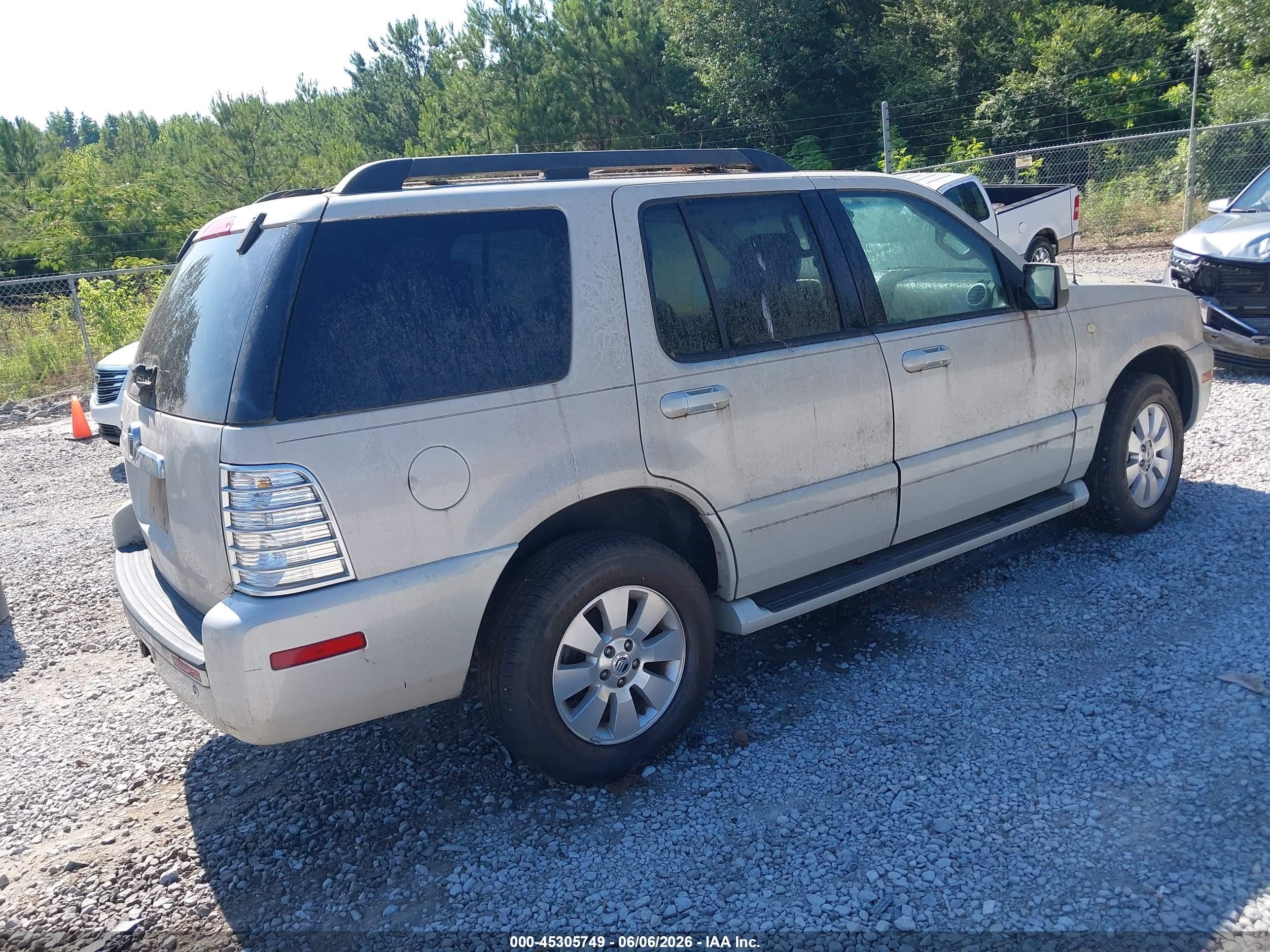 2006 Mercury Mountaineer Luxury White vin: 4M2EU37E66UJ24461
