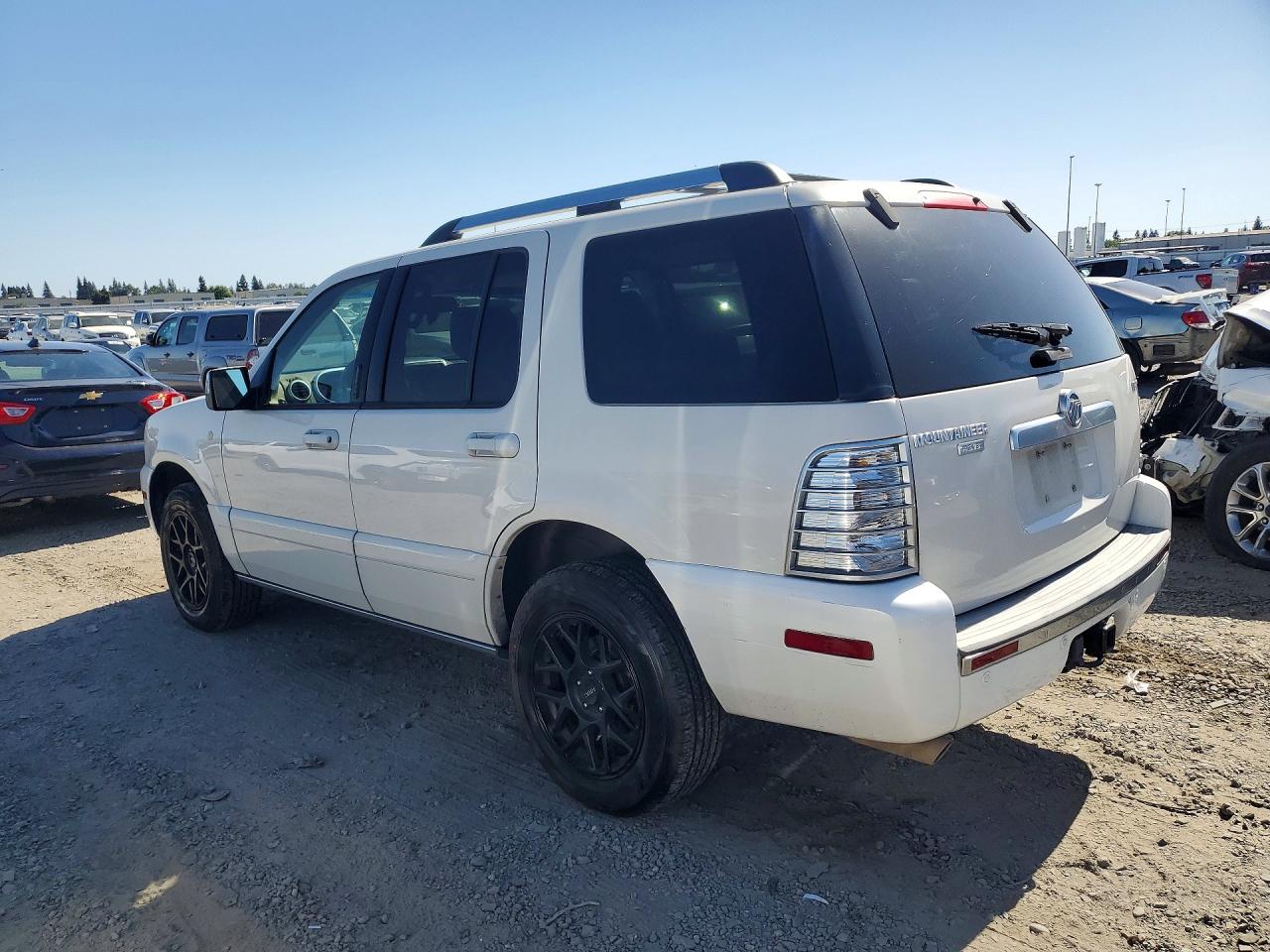 2008 Mercury Mountaineer Premier White vin: 4M2EU38828UJ00203