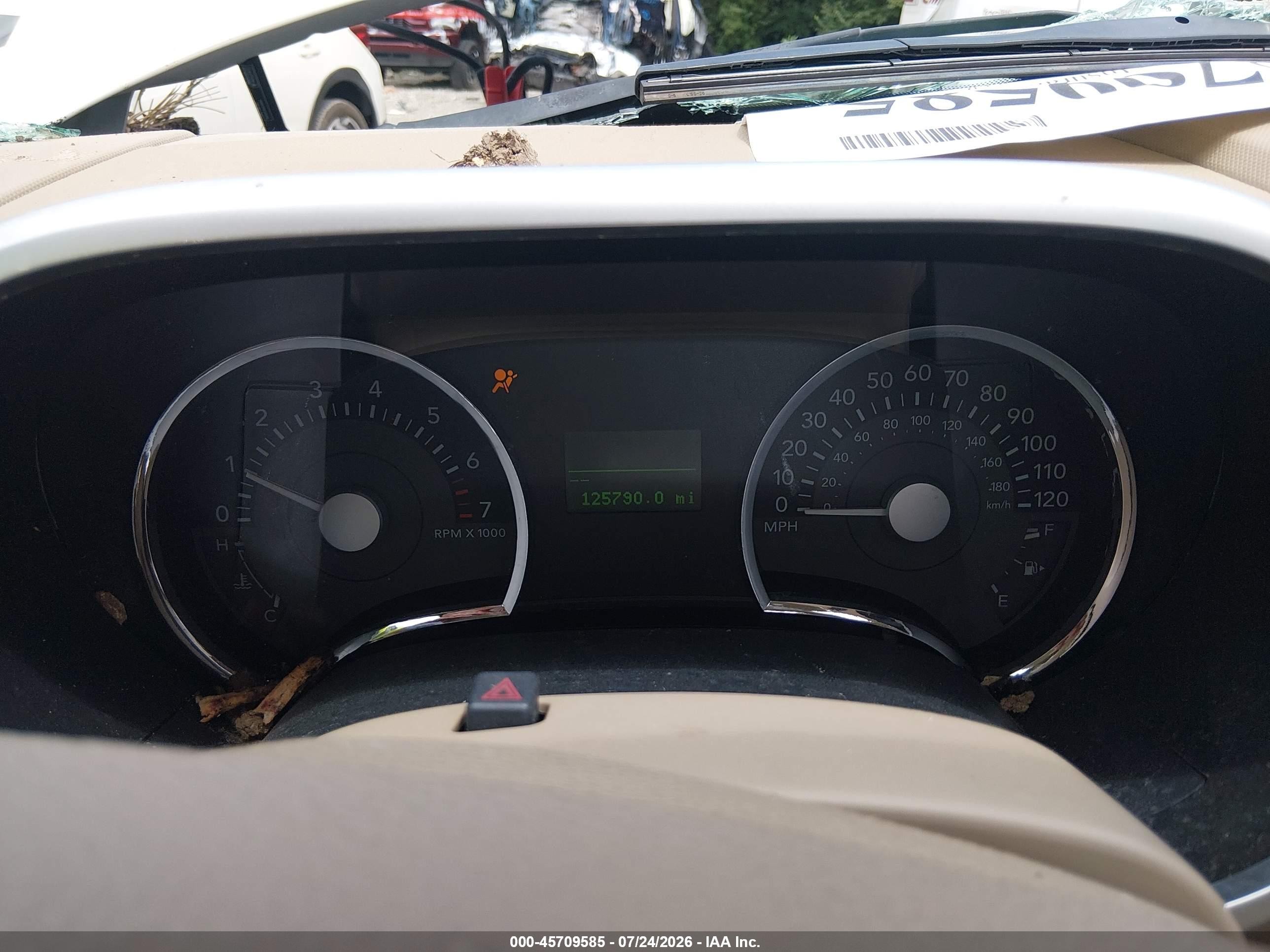 2008 Mercury Mountaineer Premier White vin: 4M2EU38838UJ09685