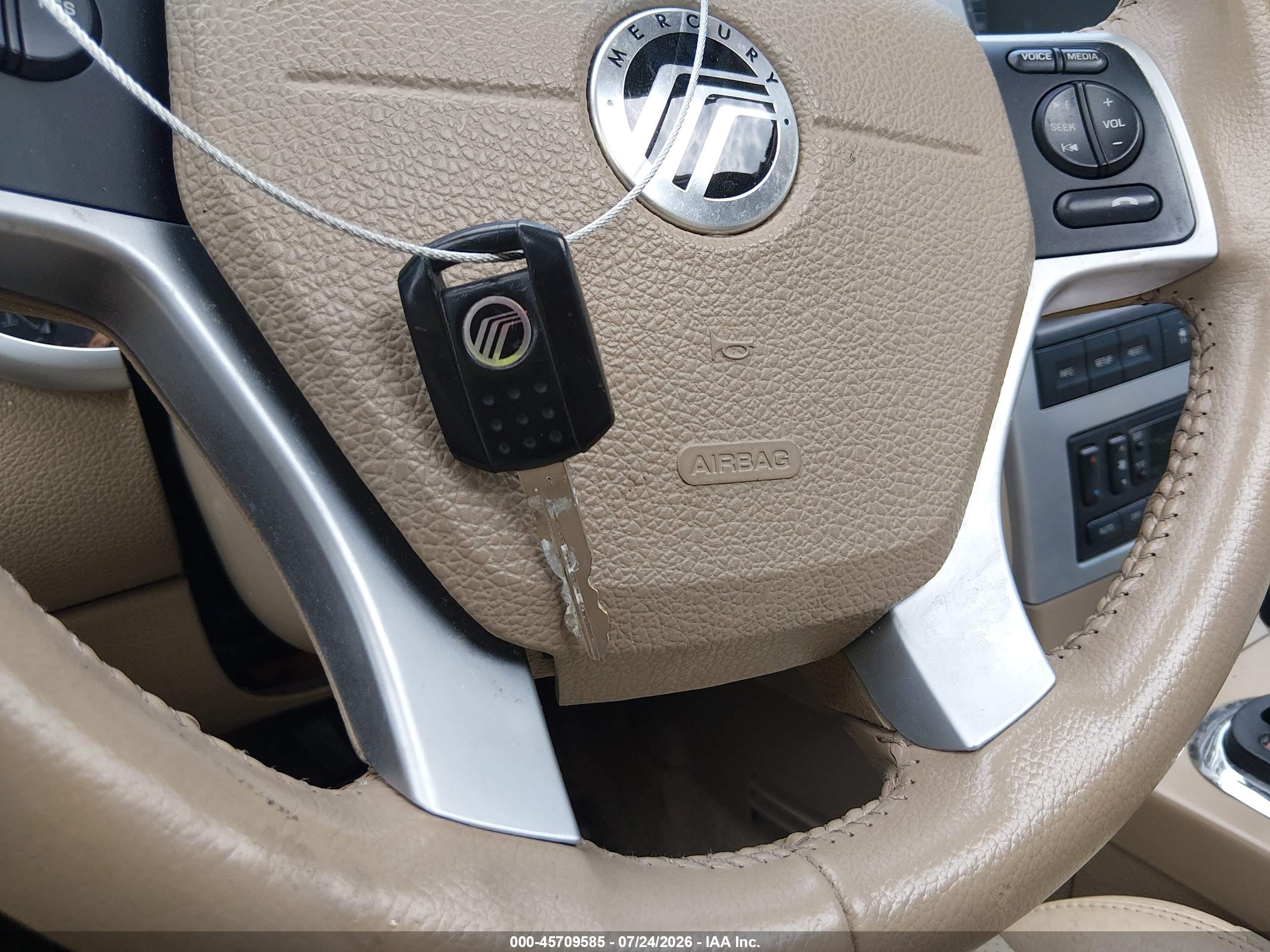 2008 Mercury Mountaineer Premier White vin: 4M2EU38838UJ09685
