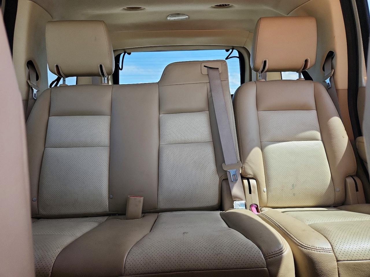 2006 Mercury Mountaineer Premier White vin: 4M2EU38866ZJ03007