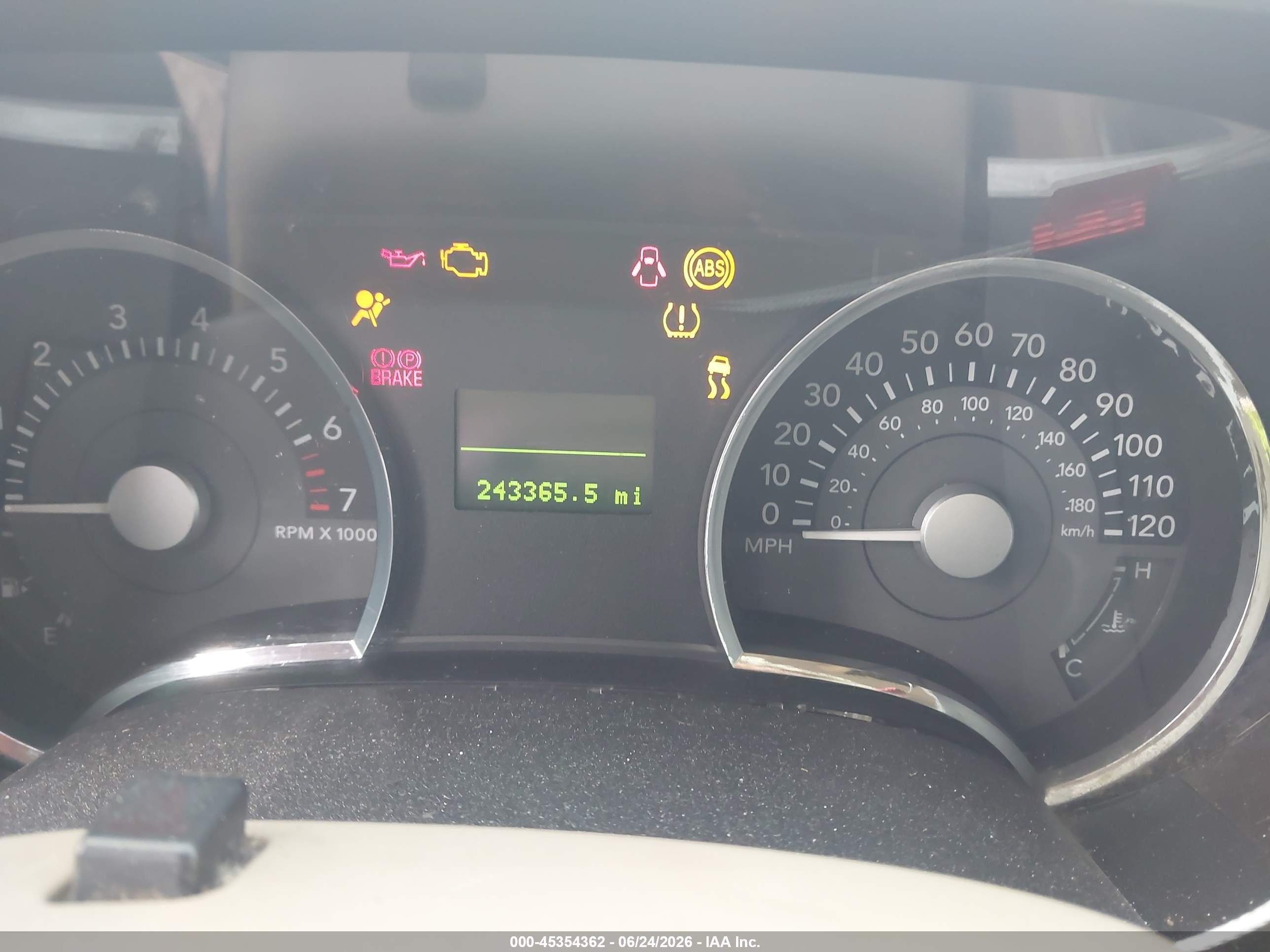 2007 Mercury Mountaineer Premier White vin: 4M2EU388X7UJ10766