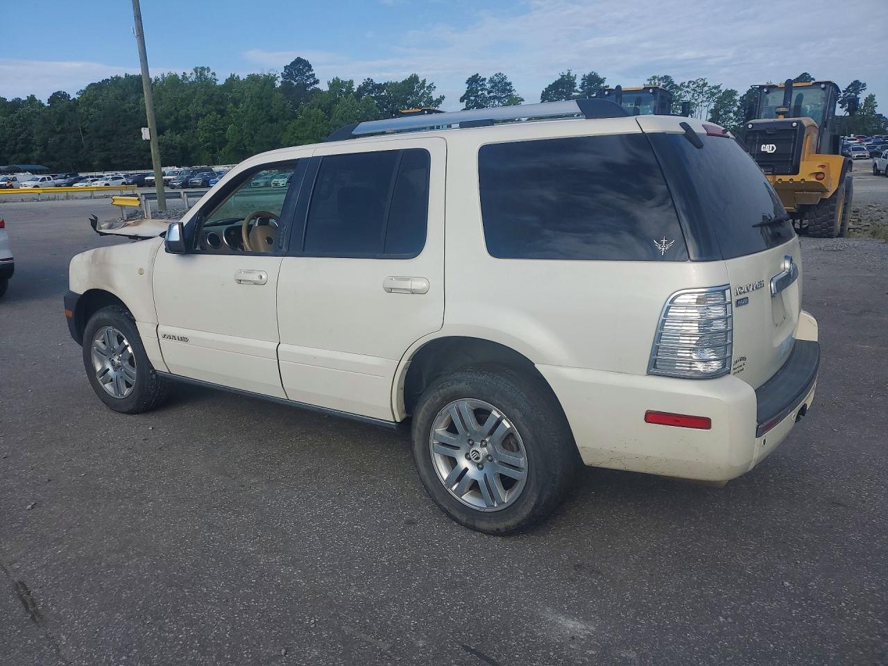 2008 Mercury Mountaineer Premier Cream vin: 4M2EU38E28UJ14723