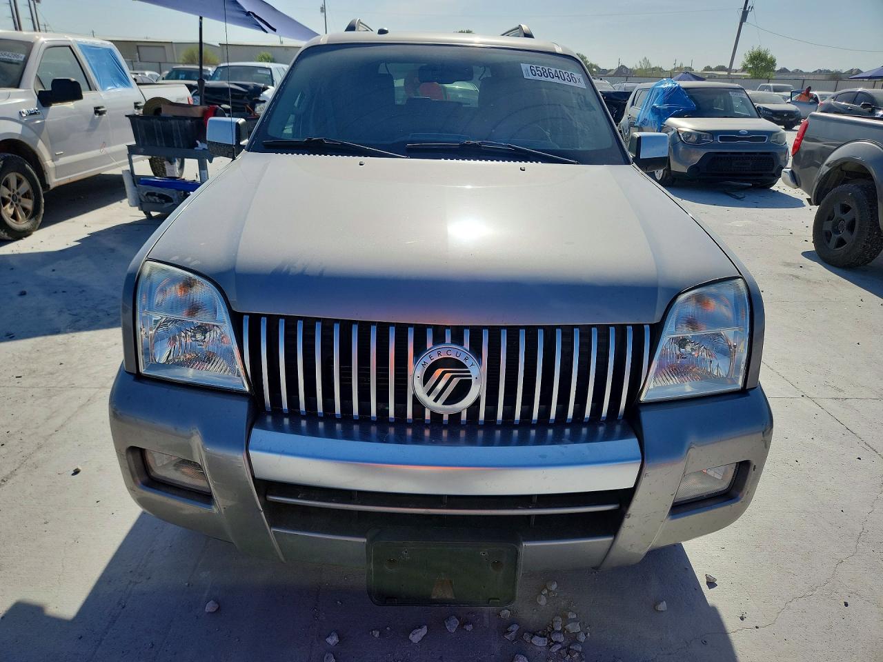 2008 Mercury Mountaineer Premier Серебряный vin: 4M2EU38E48UJ17378