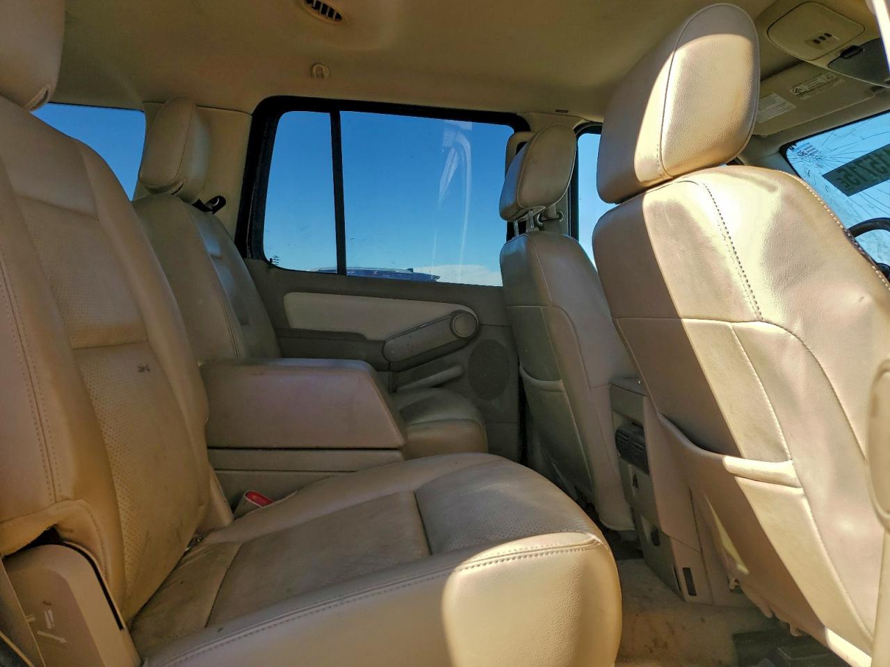 2007 Mercury Mountaineer Premier Black vin: 4M2EU38E97UJ13955