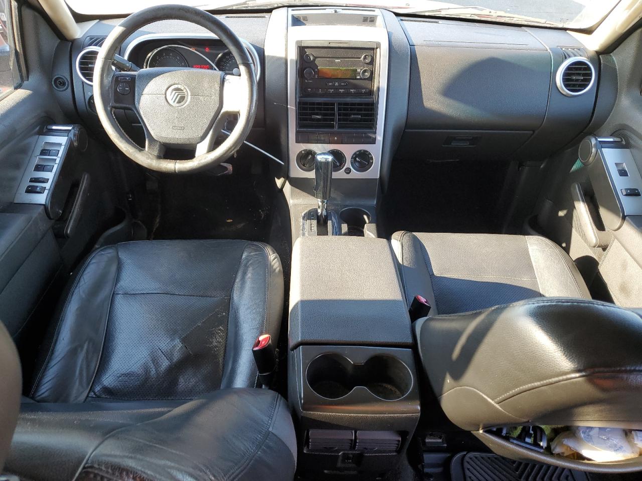 2006 Mercury Mountaineer Convenience Red vin: 4M2EU46E46UJ00991