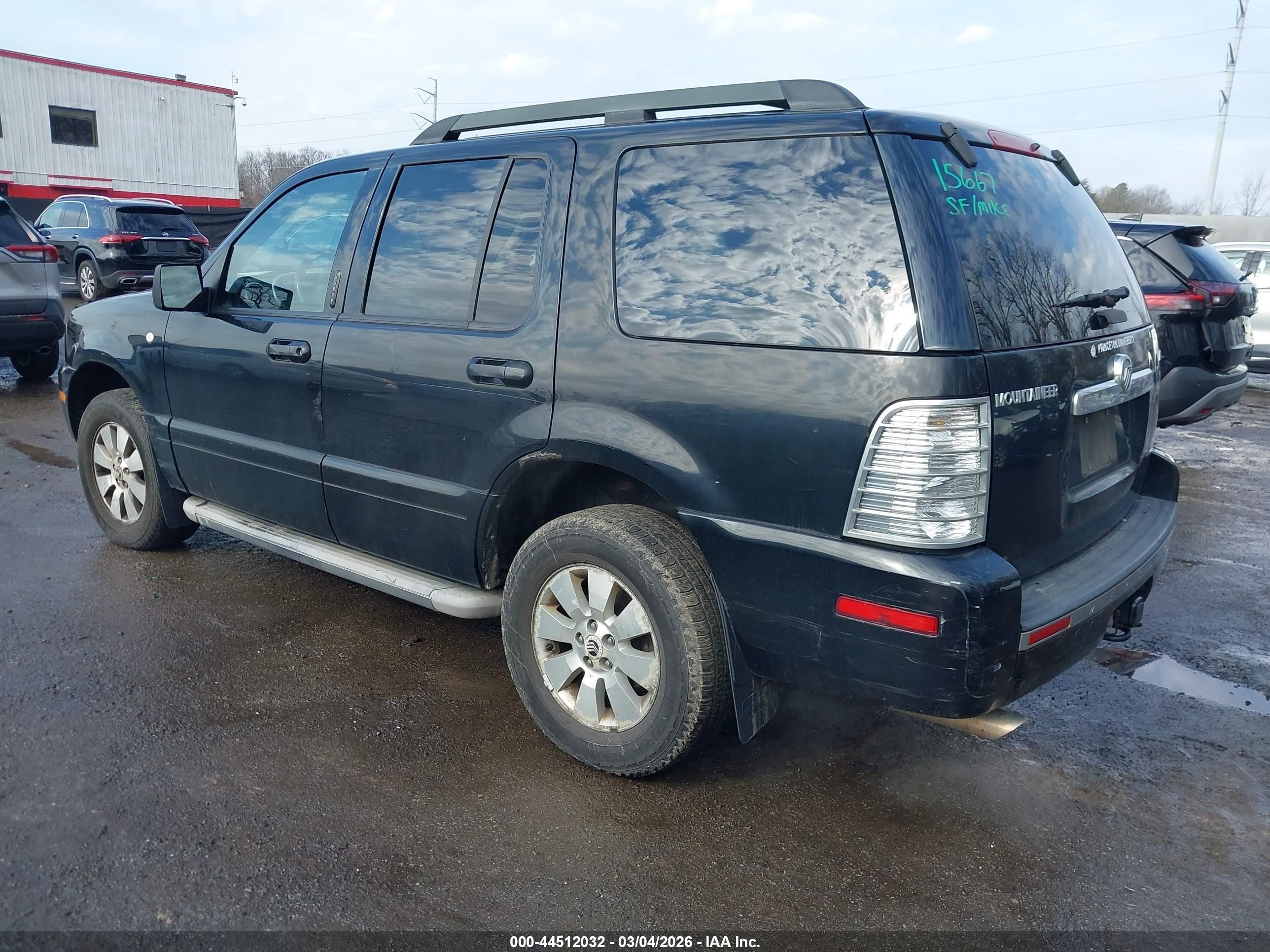 2006 Mercury Mountaineer Convenience Black vin: 4M2EU46EX6UJ09016