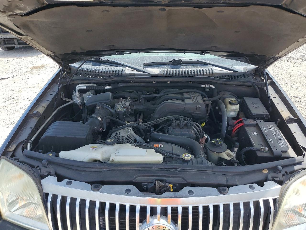 2006 Mercury Mountaineer Convenience Black vin: 4M2EU46EX6UJ13289