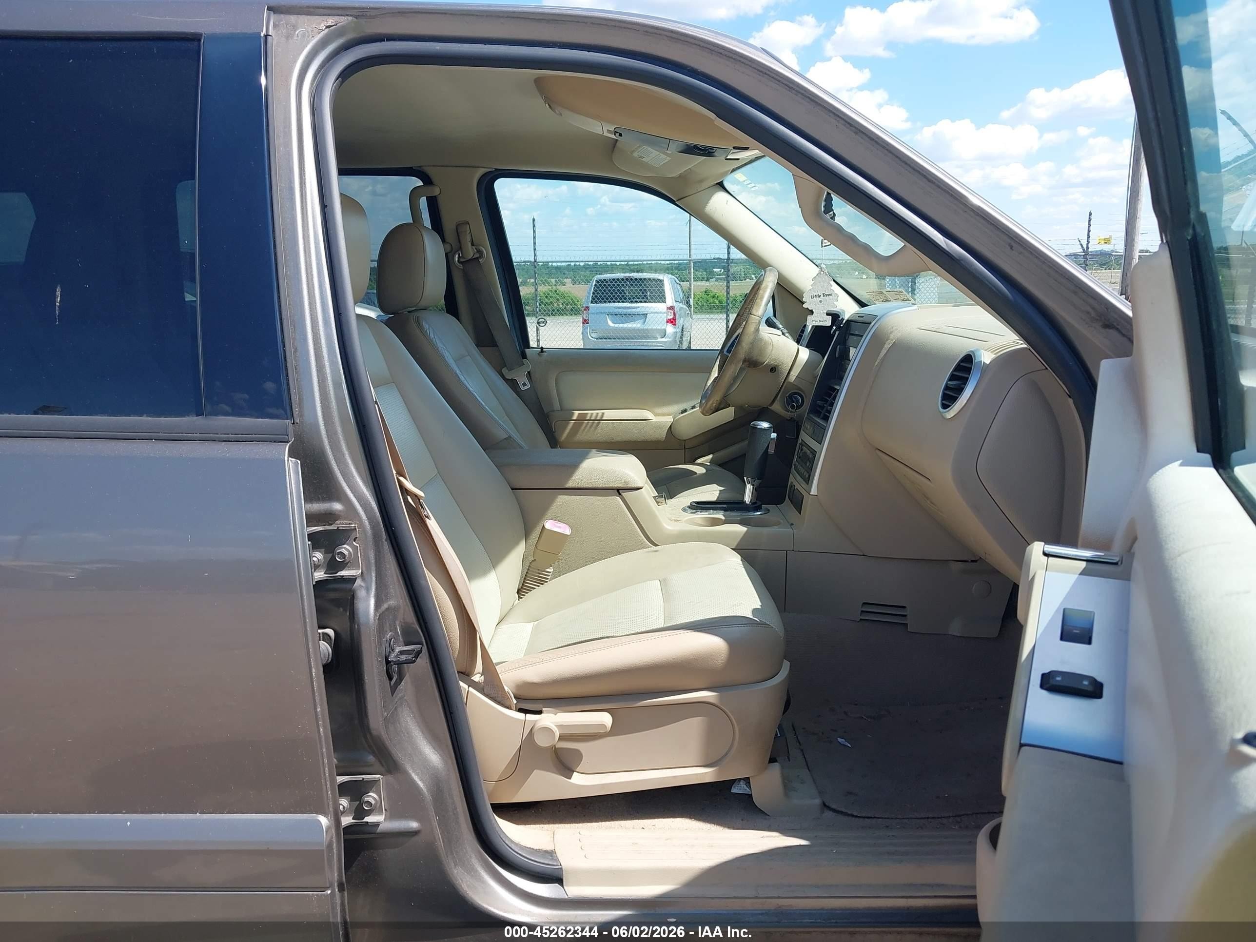 2006 Mercury Mountaineer Luxury Champagne vin: 4M2EU47E06UJ14806