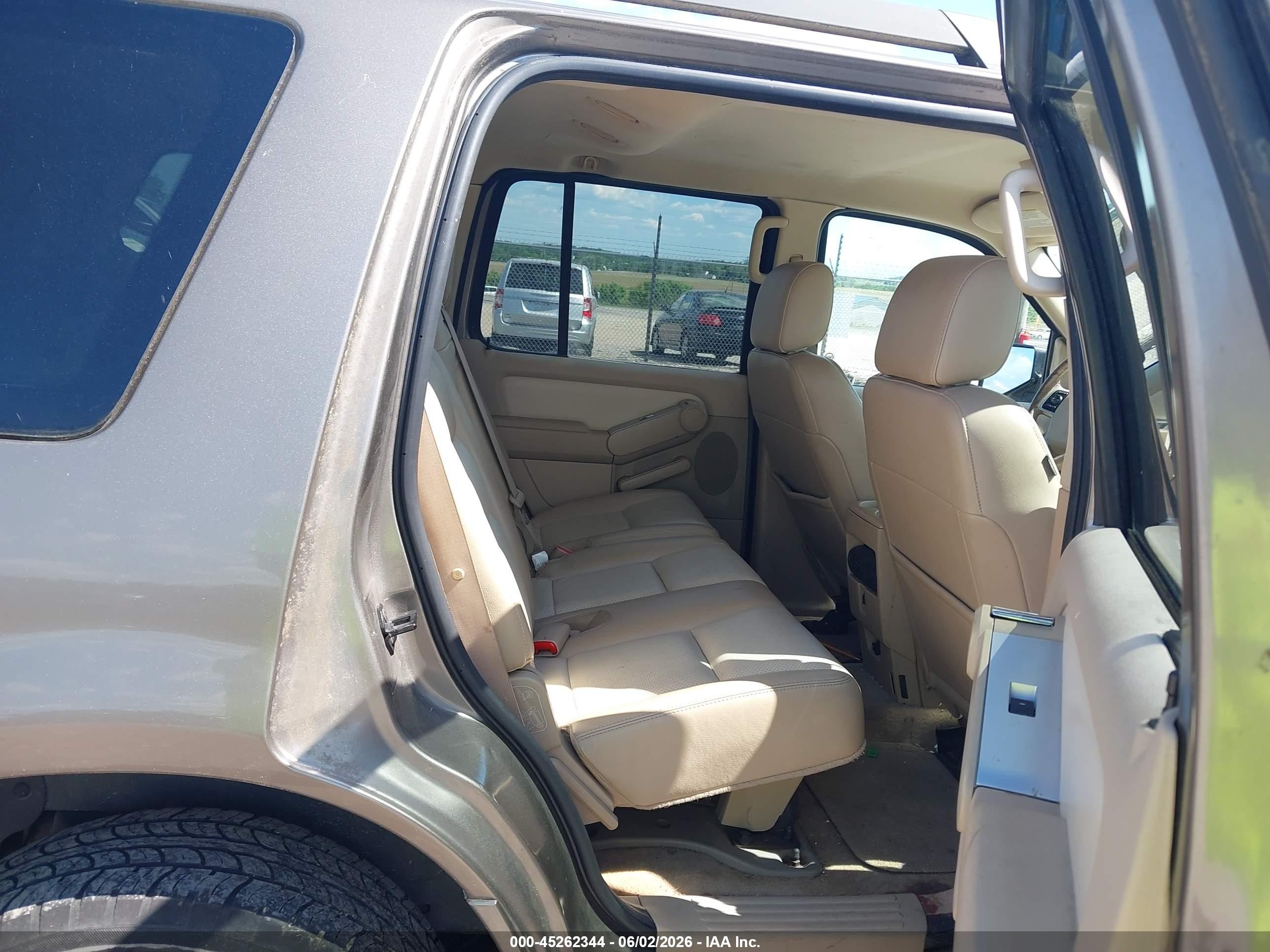 2006 Mercury Mountaineer Luxury Champagne vin: 4M2EU47E06UJ14806