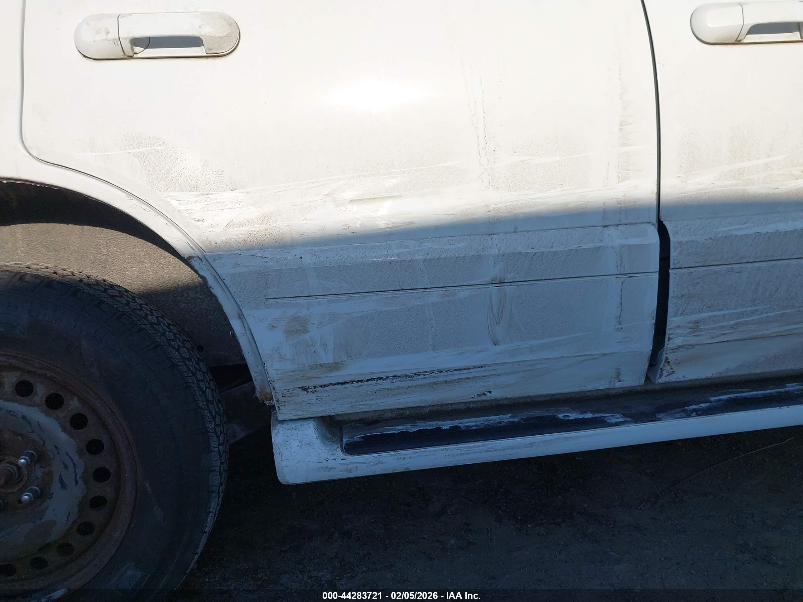 2006 Mercury Mountaineer Luxury White vin: 4M2EU47E06UJ26616