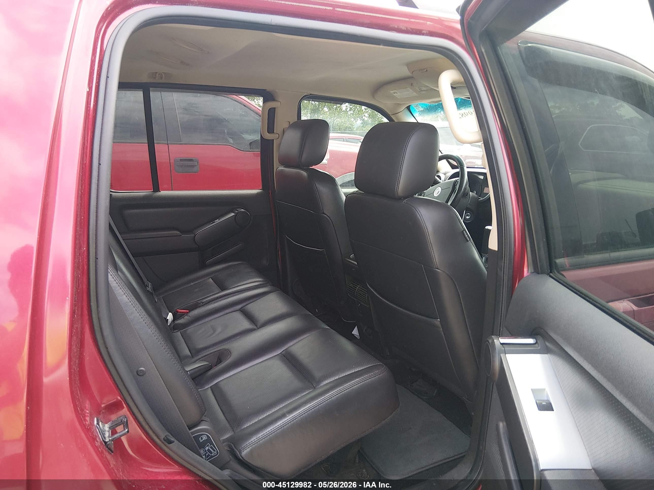 2006 Mercury Mountaineer Luxury Red vin: 4M2EU47E16UJ04074