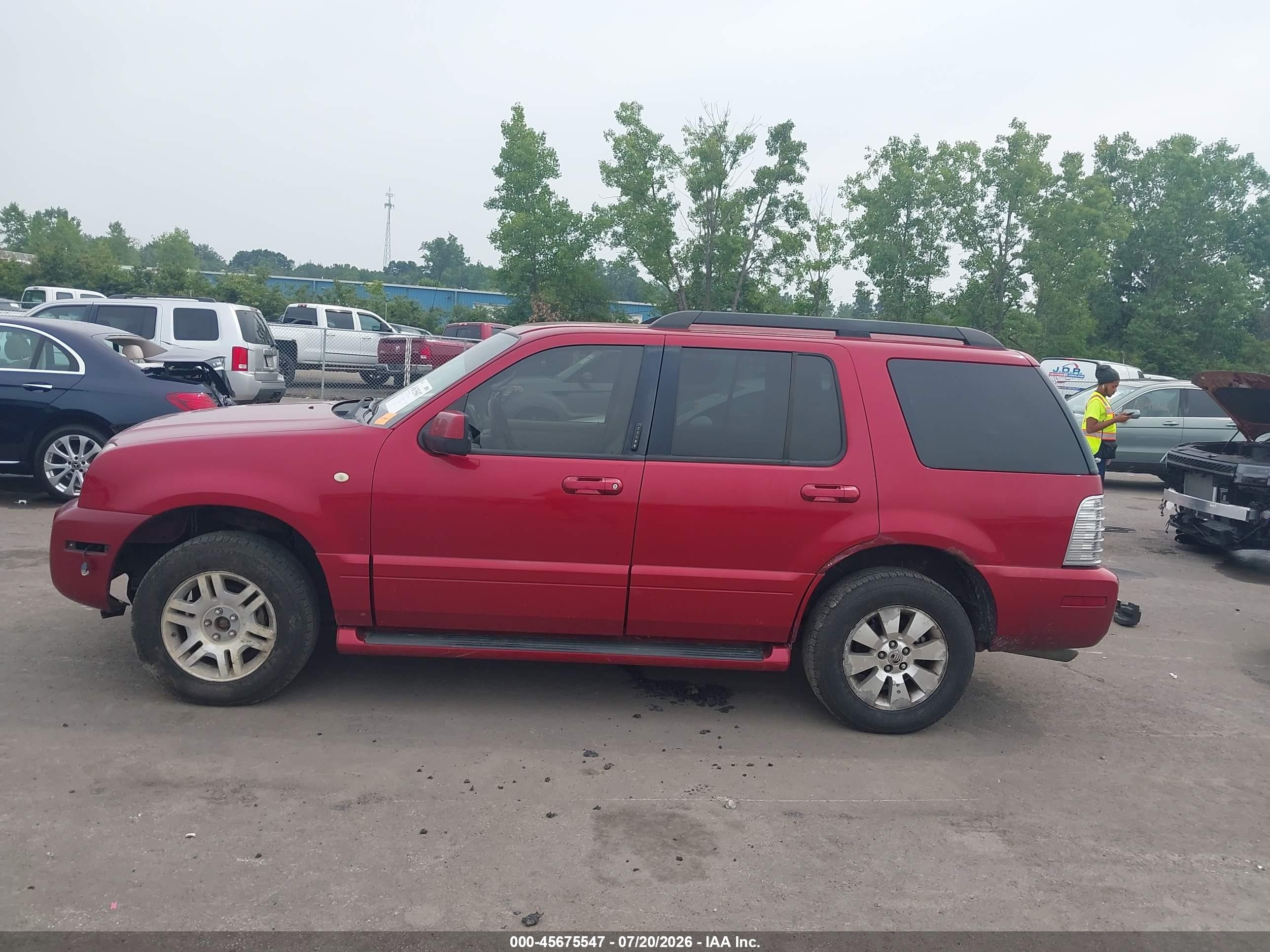 2006 Mercury Mountaineer Luxury Red vin: 4M2EU47E16UJ05855