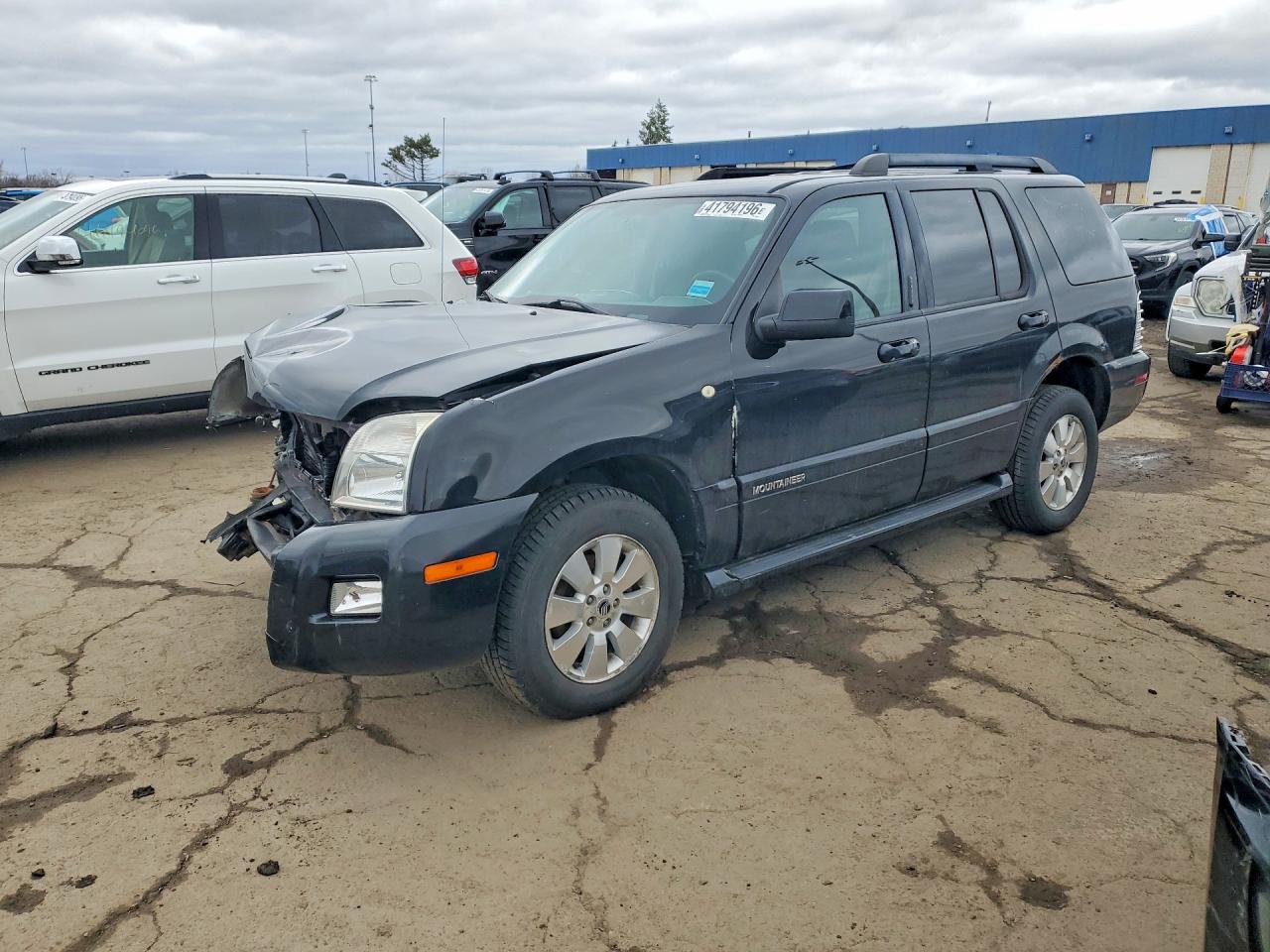2009 Mercury Mountaineer Luxury Black vin: 4M2EU47E29UJ01334