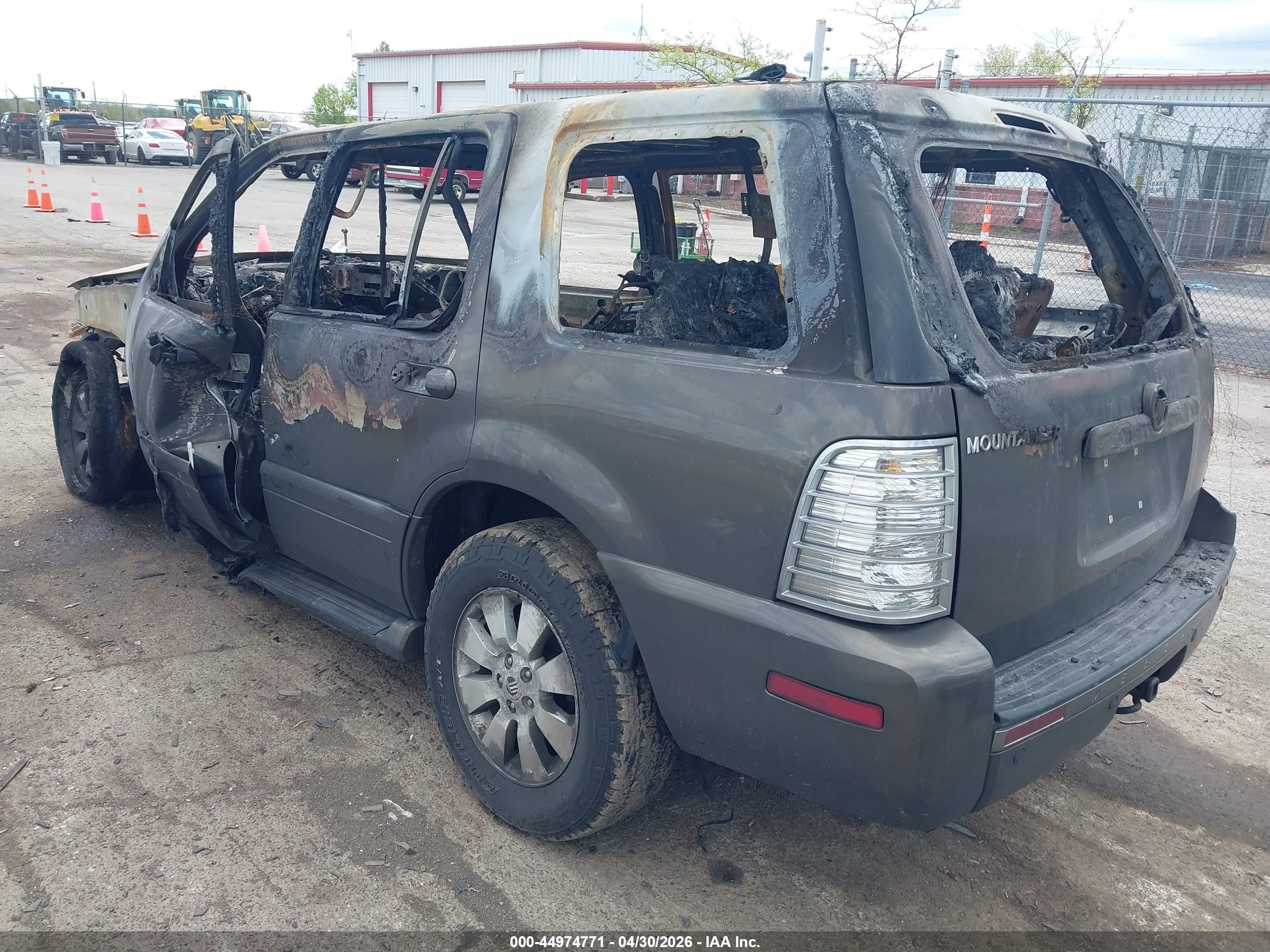 2008 Mercury Mountaineer   Gray vin: 4M2EU47E48UJ12463
