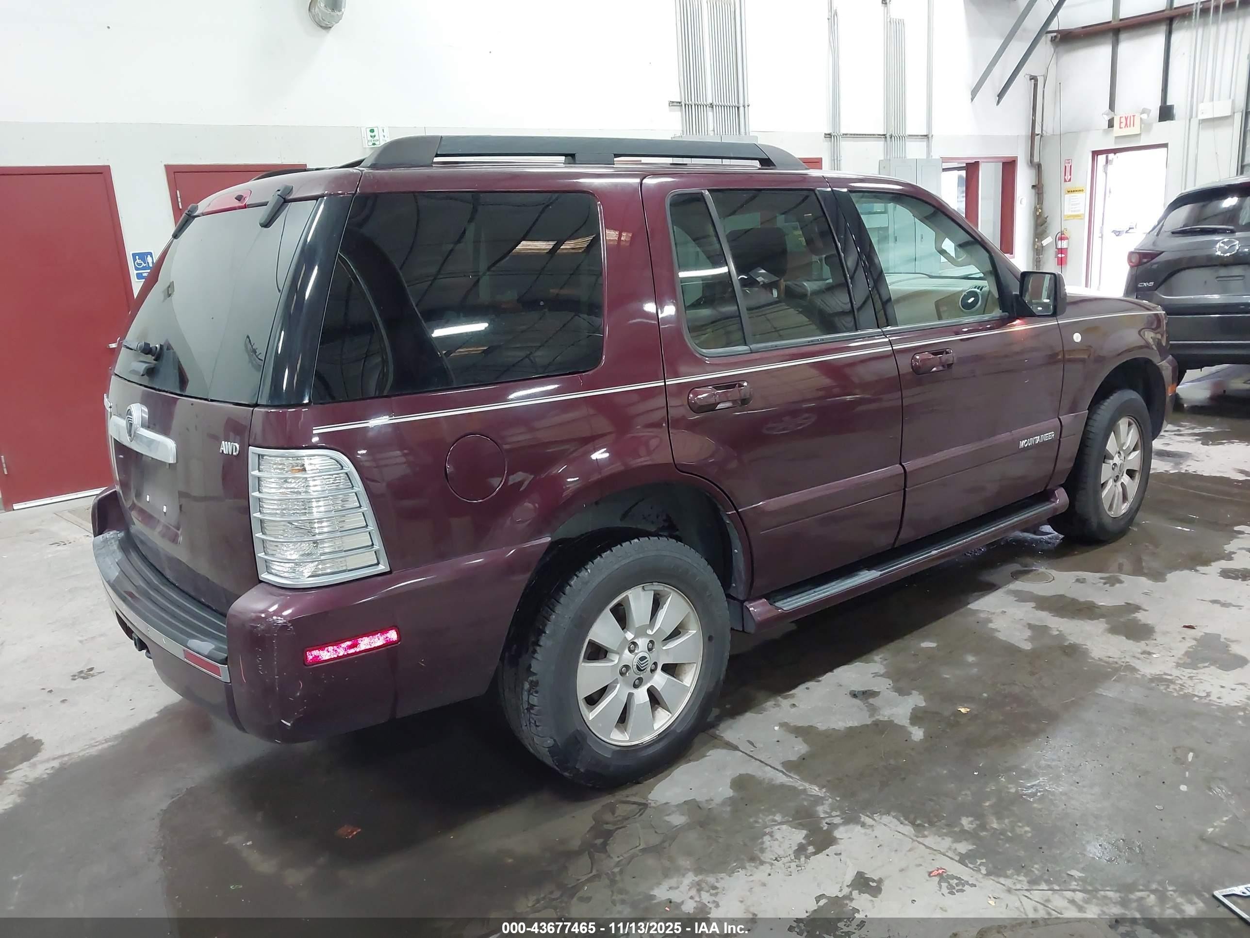 2007 Mercury Mountaineer   Red vin: 4M2EU47E67UJ22006