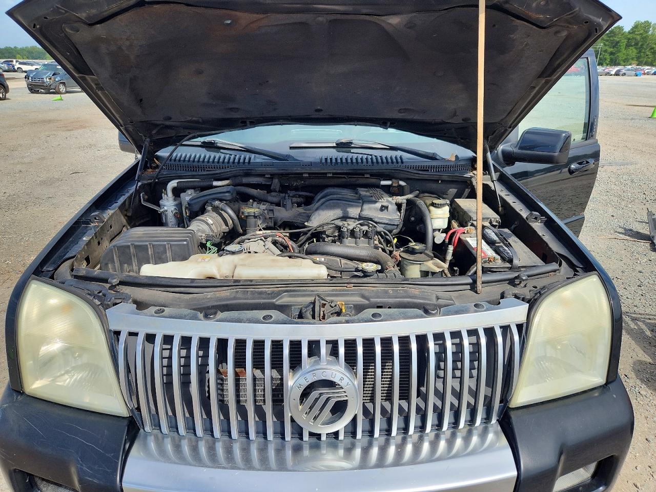 2006 Mercury Mountaineer Luxury Black vin: 4M2EU47E76UJ18853