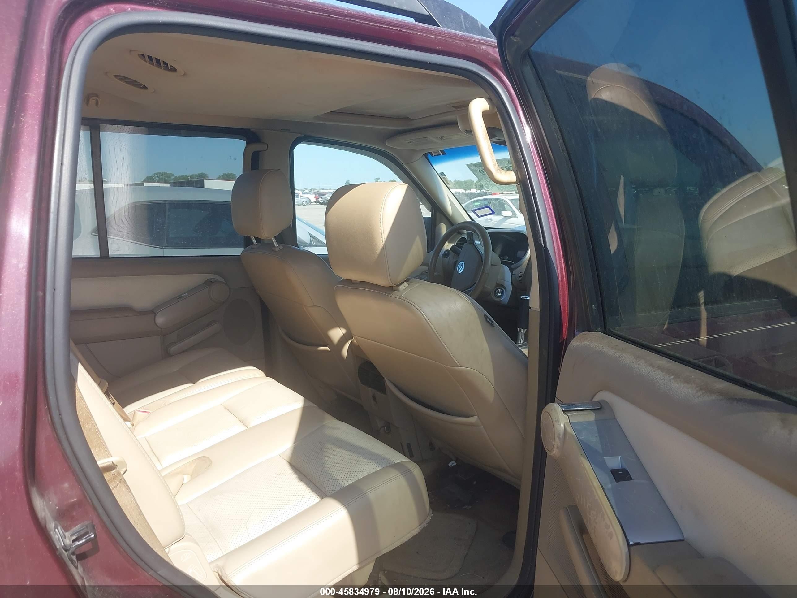 2007 Mercury Mountaineer   Maroon vin: 4M2EU47E77UJ11113