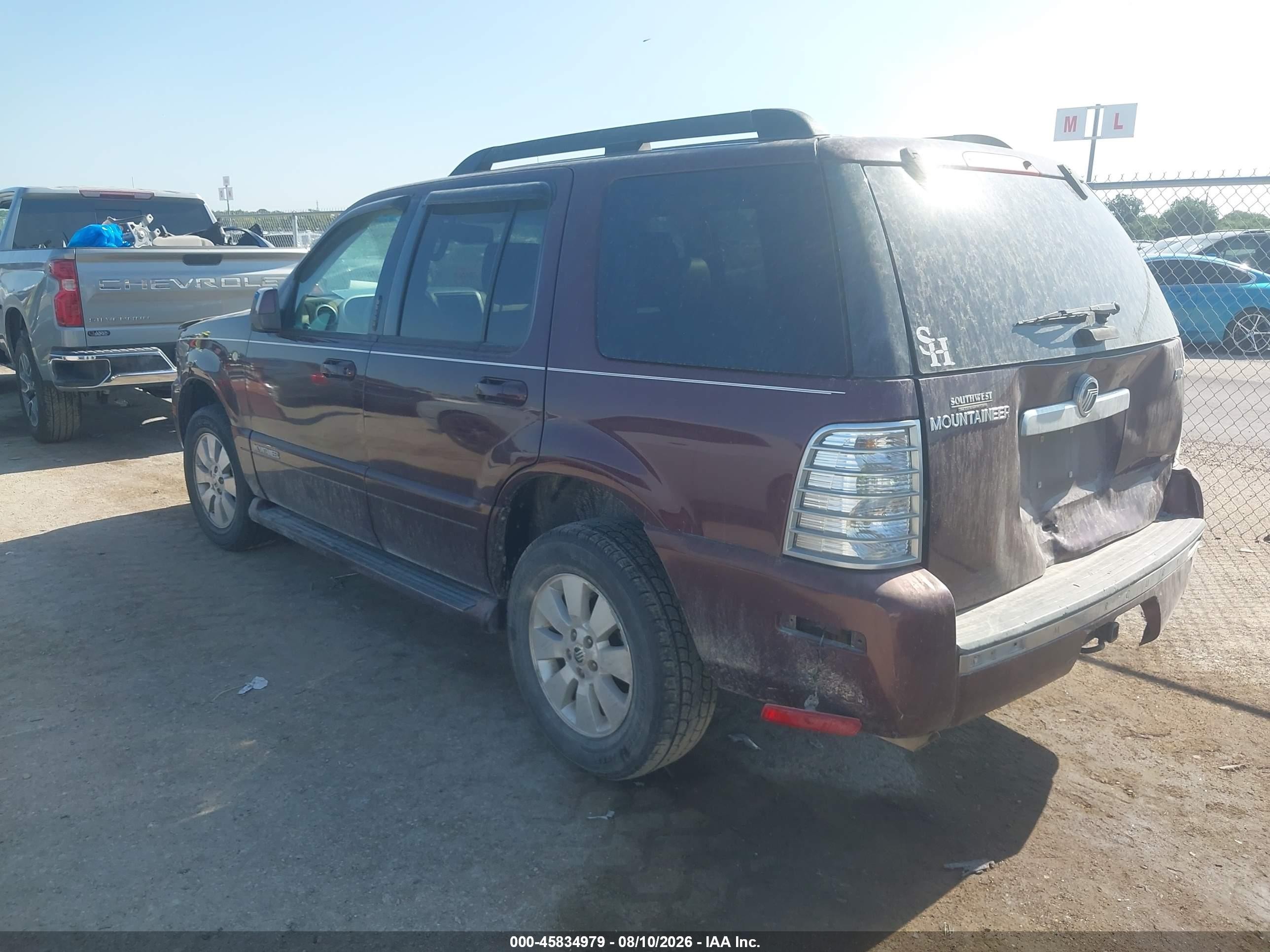 2007 Mercury Mountaineer   Maroon vin: 4M2EU47E77UJ11113