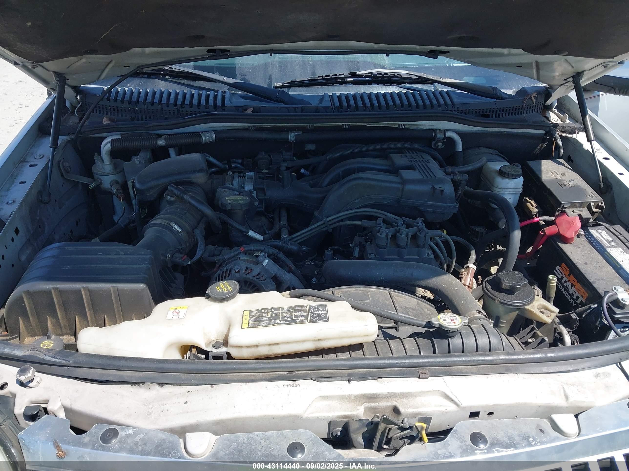 2009 Mercury Mountaineer   Серебряный vin: 4M2EU47E79UJ00423