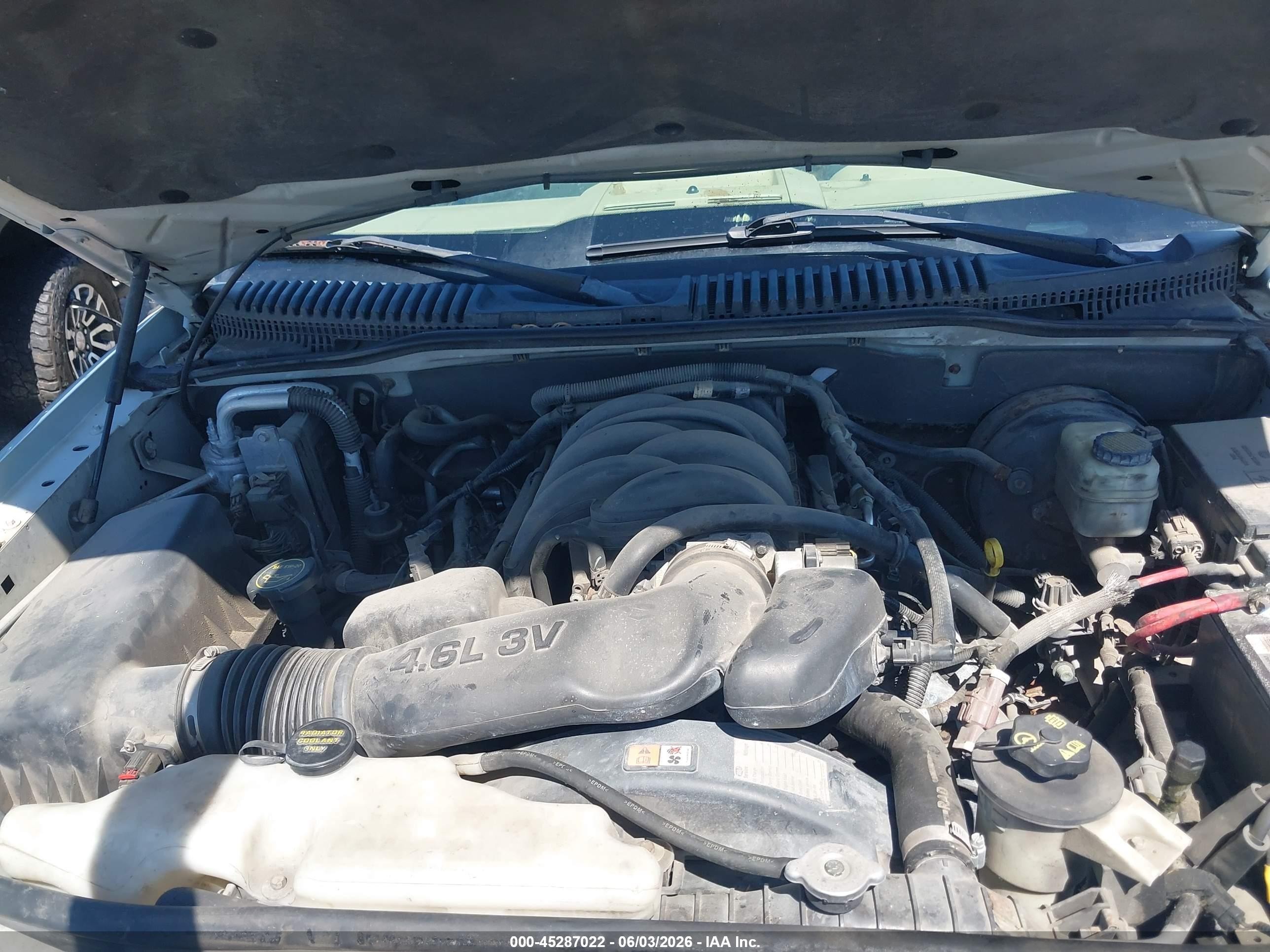 2006 Mercury Mountaineer Premier Cream vin: 4M2EU48806ZJ04241