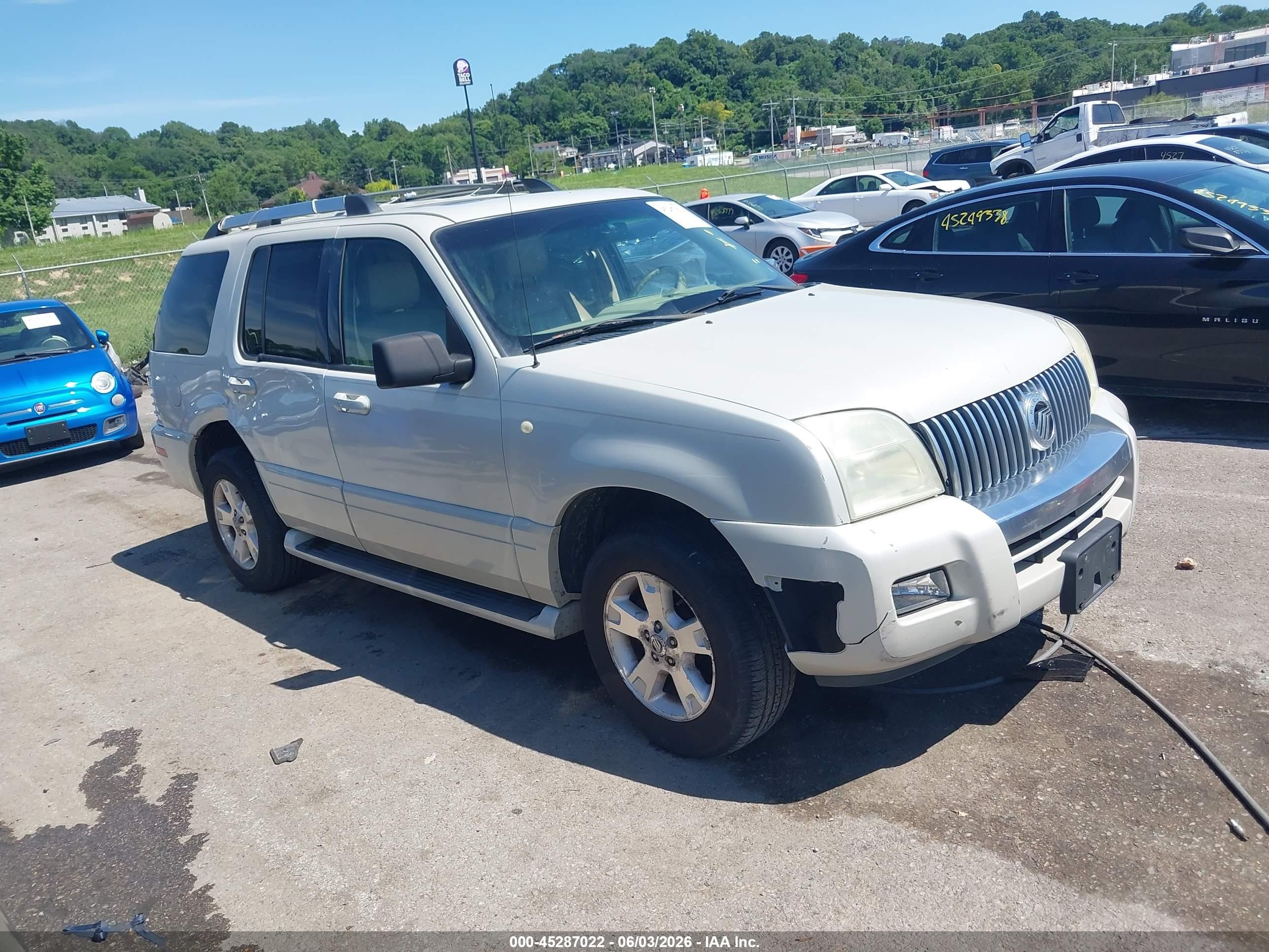 2006 Mercury Mountaineer Premier Cream vin: 4M2EU48806ZJ04241