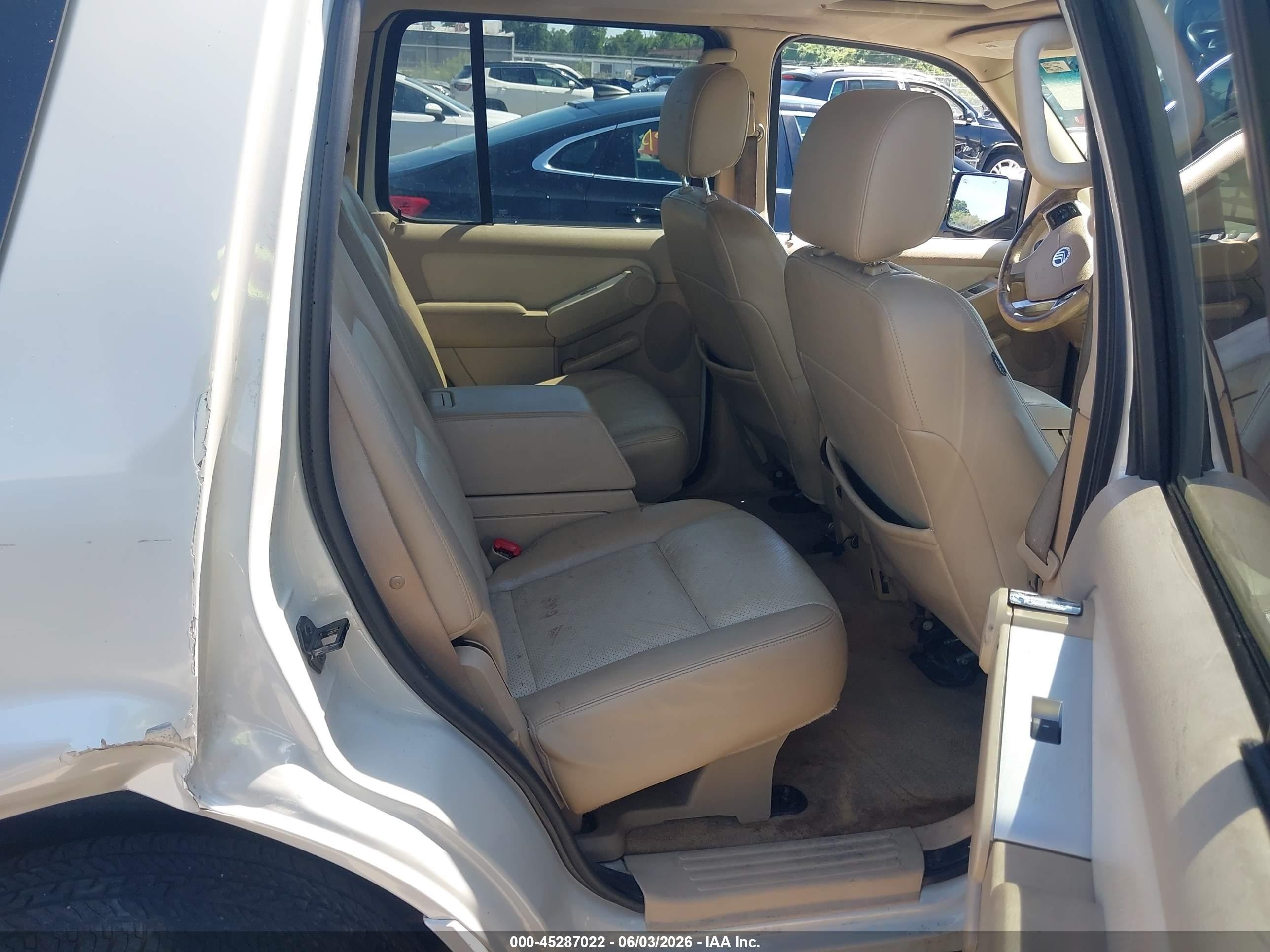 2006 Mercury Mountaineer Premier Cream vin: 4M2EU48806ZJ04241