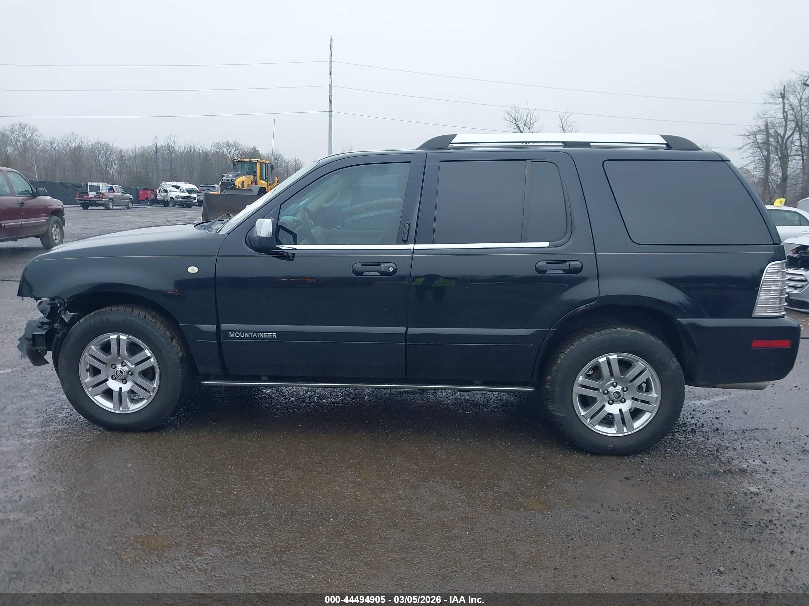 2008 Mercury Mountaineer Premier Черный vin: 4M2EU48808UJ01999
